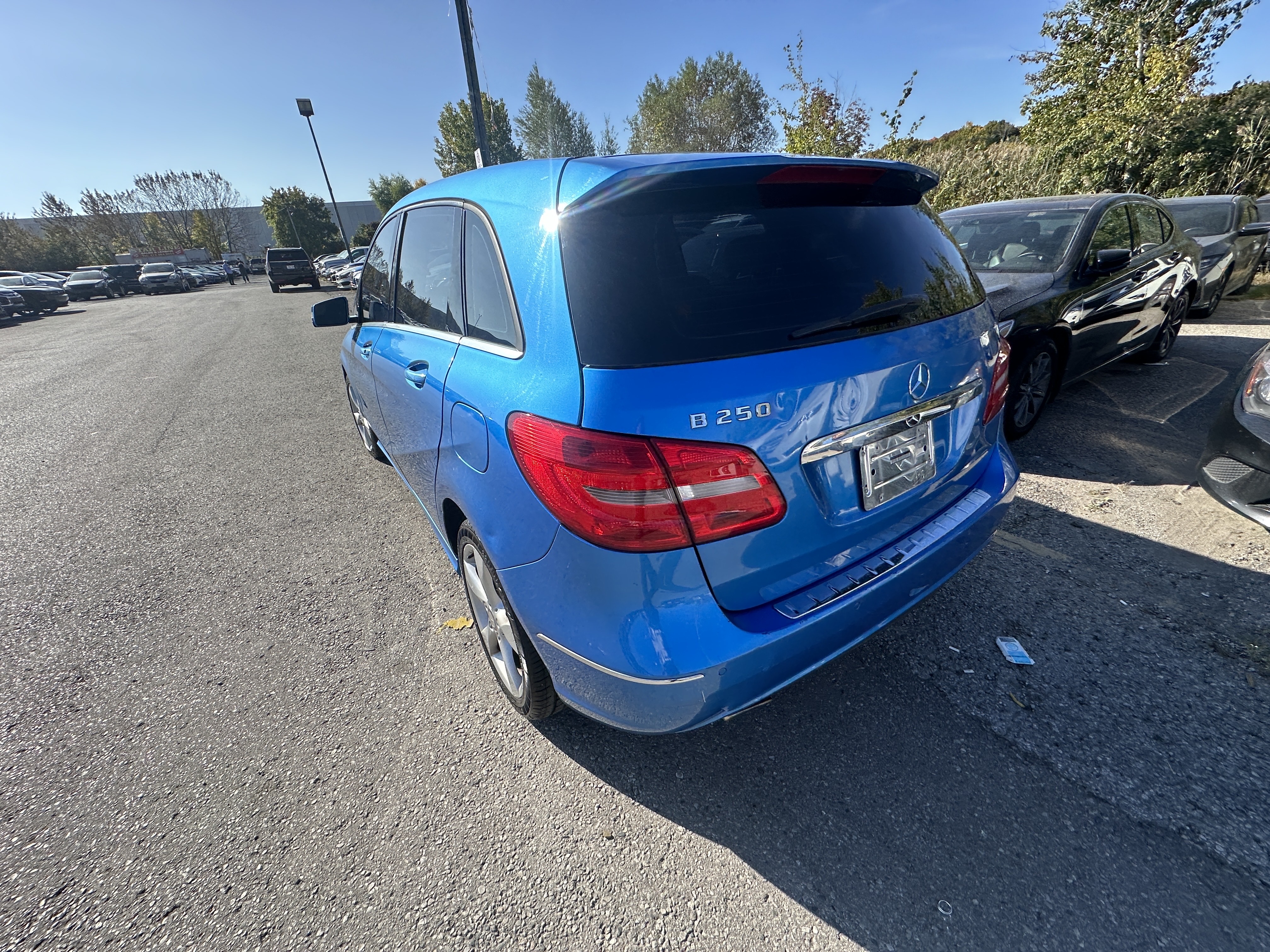 /hakimautosale/2014-Mercedes-Benz-B-Class-938729374862205.jpg