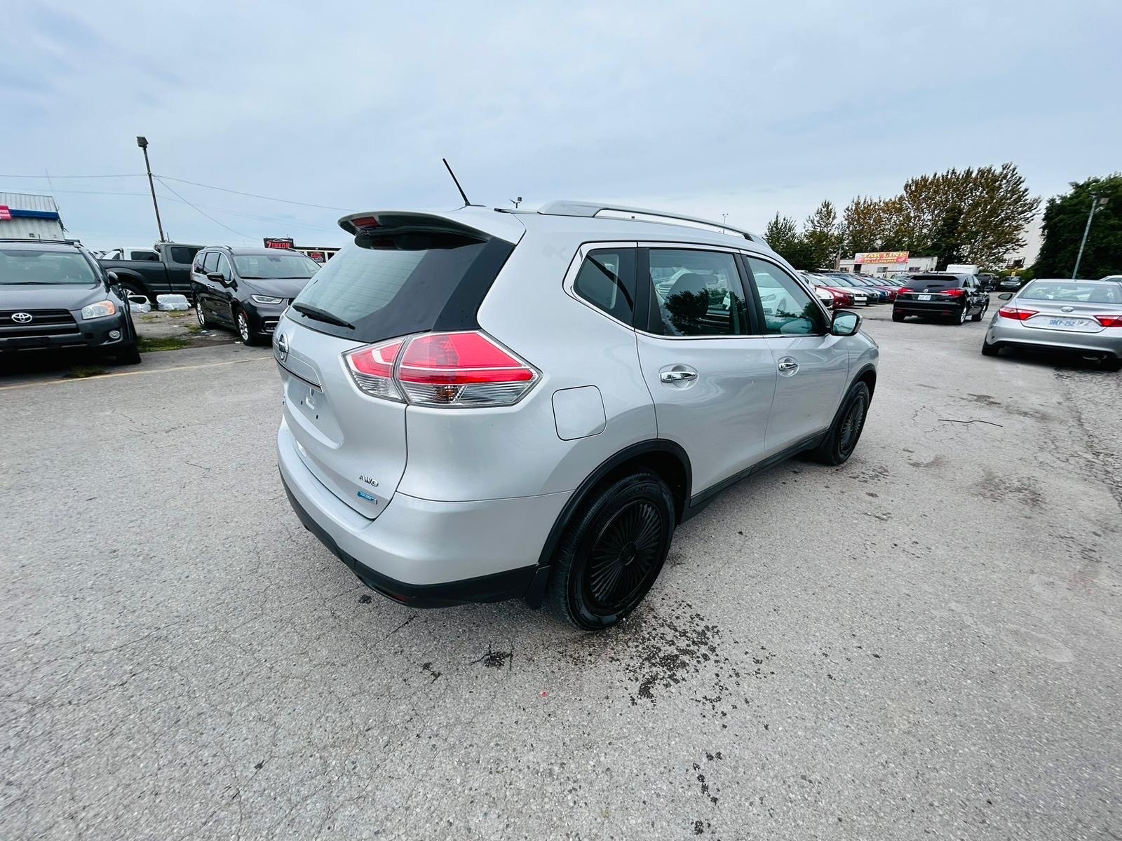 /hakimautosale/2014-Nissan-Rogue-07264166149327633.jpg