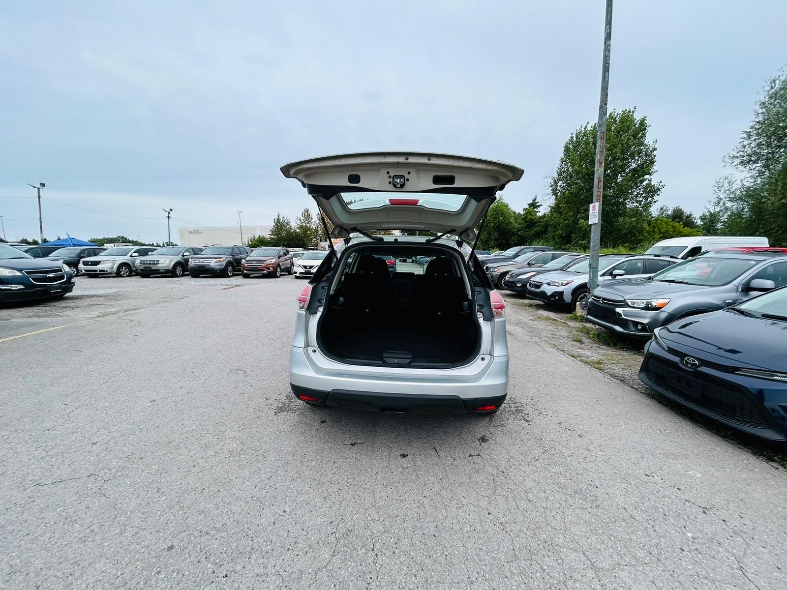 /hakimautosale/2014-Nissan-Rogue-18621202676651039.jpg