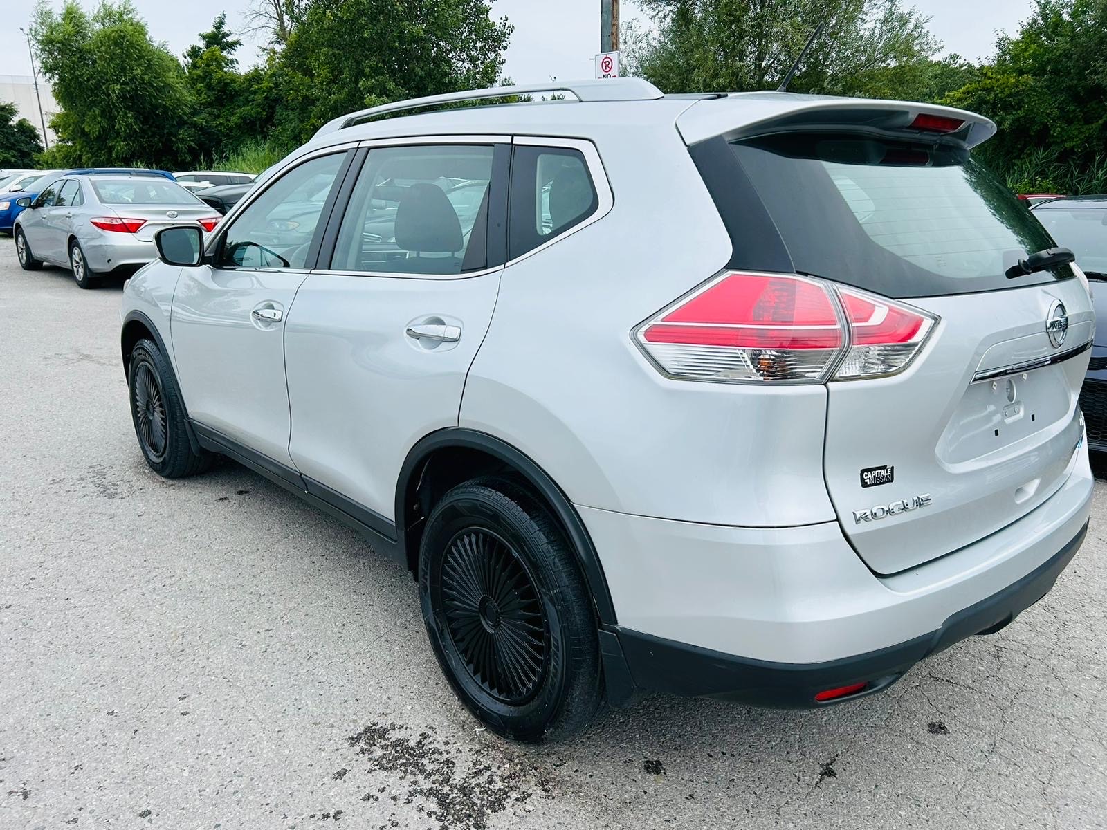 /hakimautosale/2014-Nissan-Rogue-423618510348887.jpg