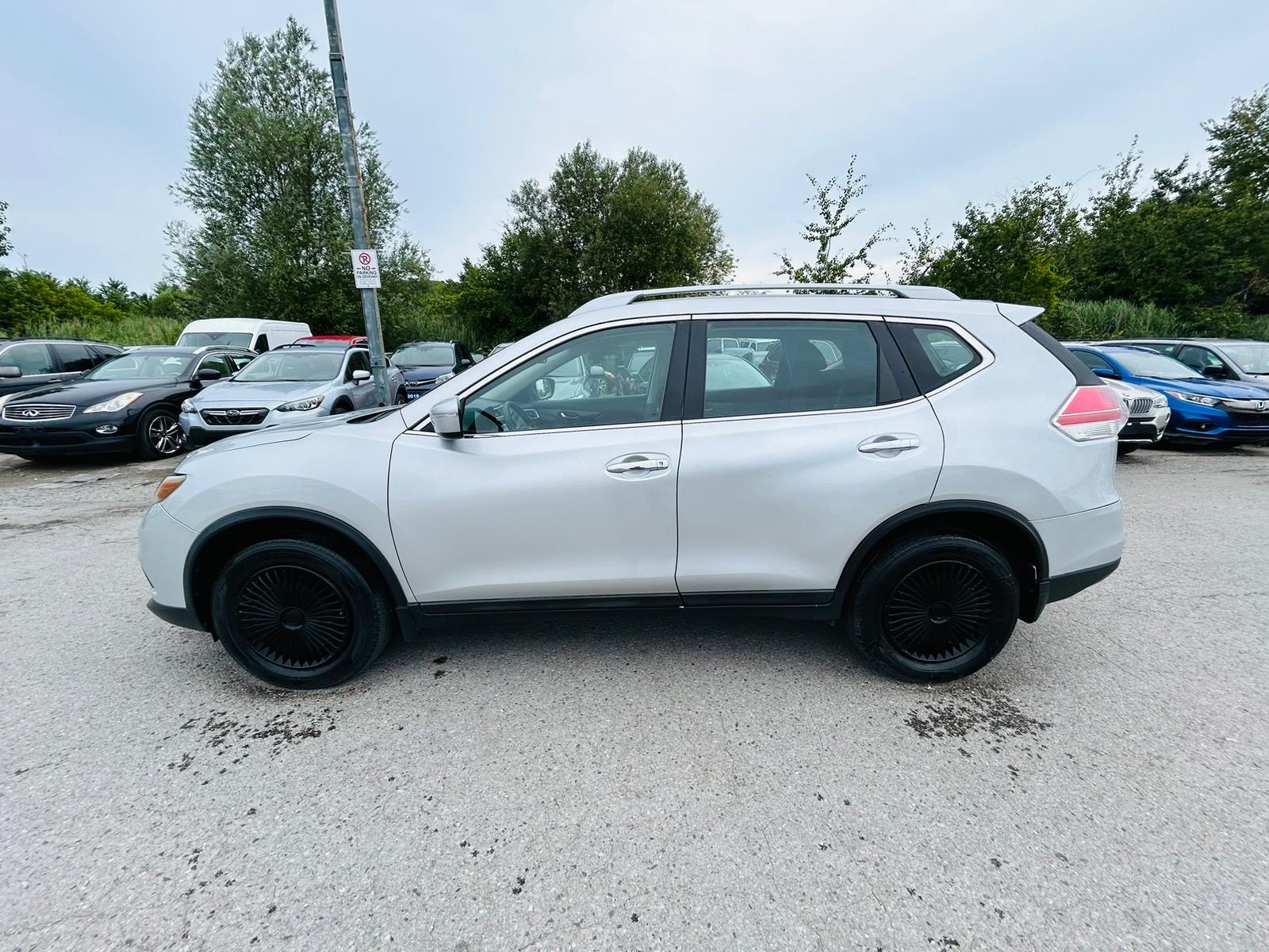 /hakimautosale/2014-Nissan-Rogue-5745057814538983.jpg