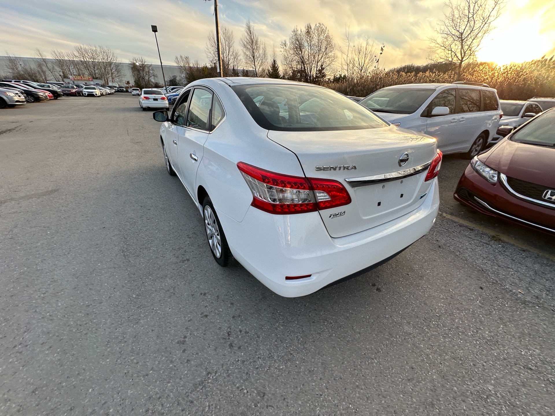 /hakimautosale/2014-Nissan-Sentra-1304191063519542.jpg