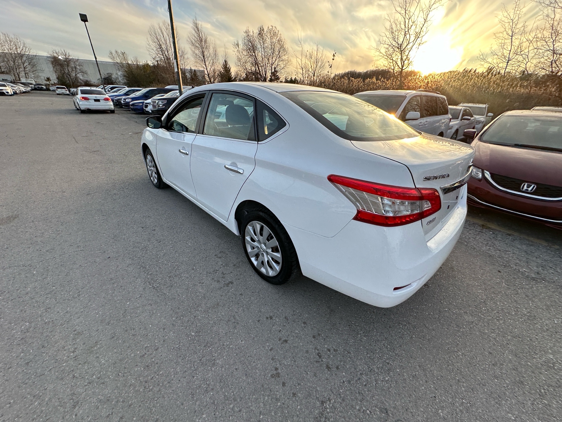/hakimautosale/2014-Nissan-Sentra-7062512670360854.jpg
