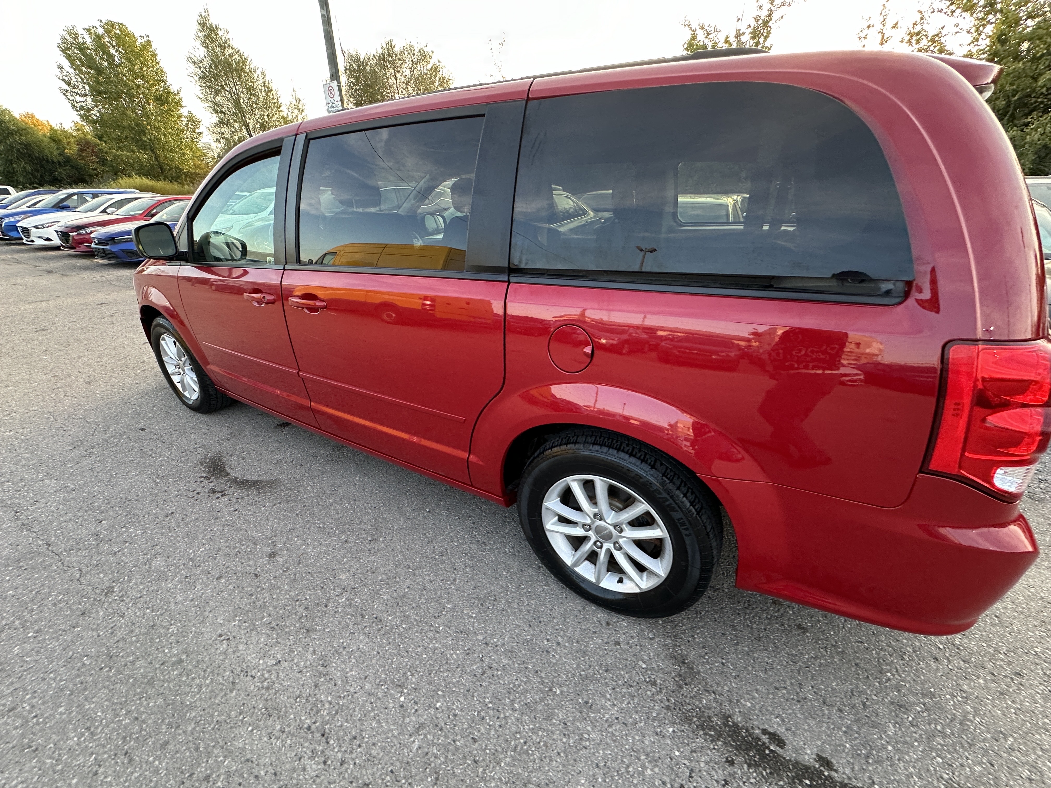 /hakimautosale/2015-Dodge-GrandCaravan-49799560512116514.jpg