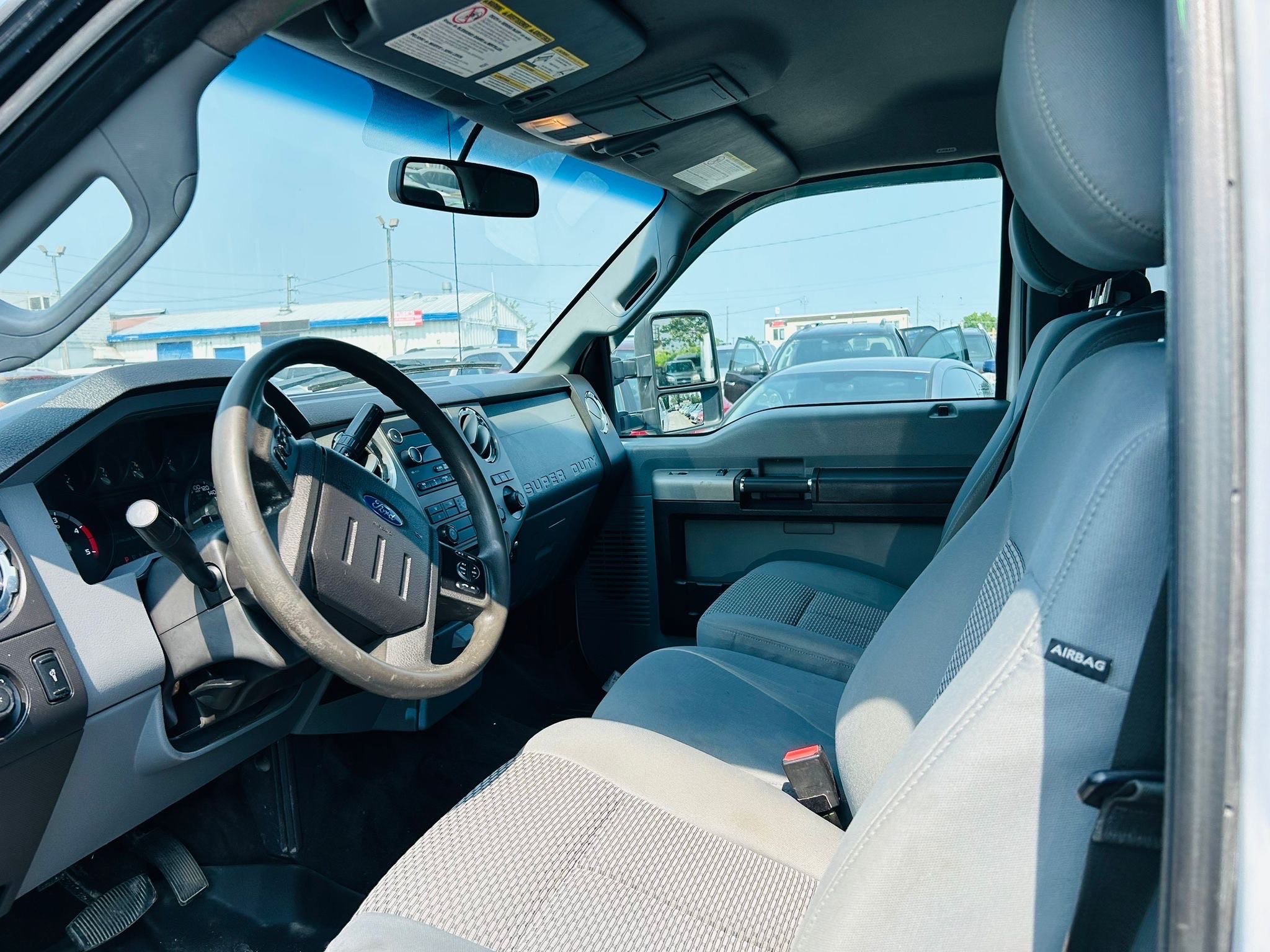 /hakimautosale/2015-Ford-SuperDuty-898722565446215.jpg