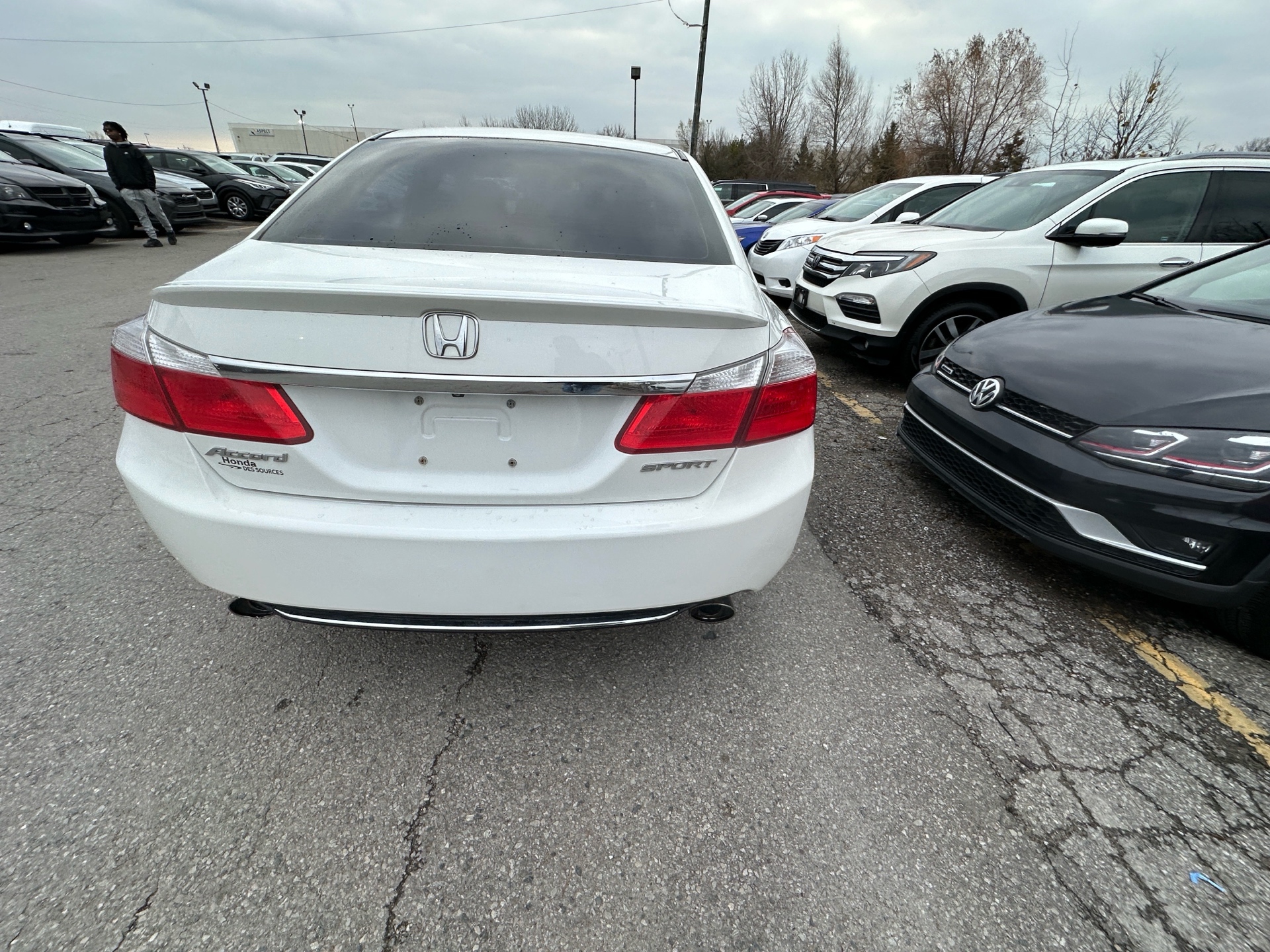 /hakimautosale/2015-Honda-AccordSedan-21500723153433854.jpg