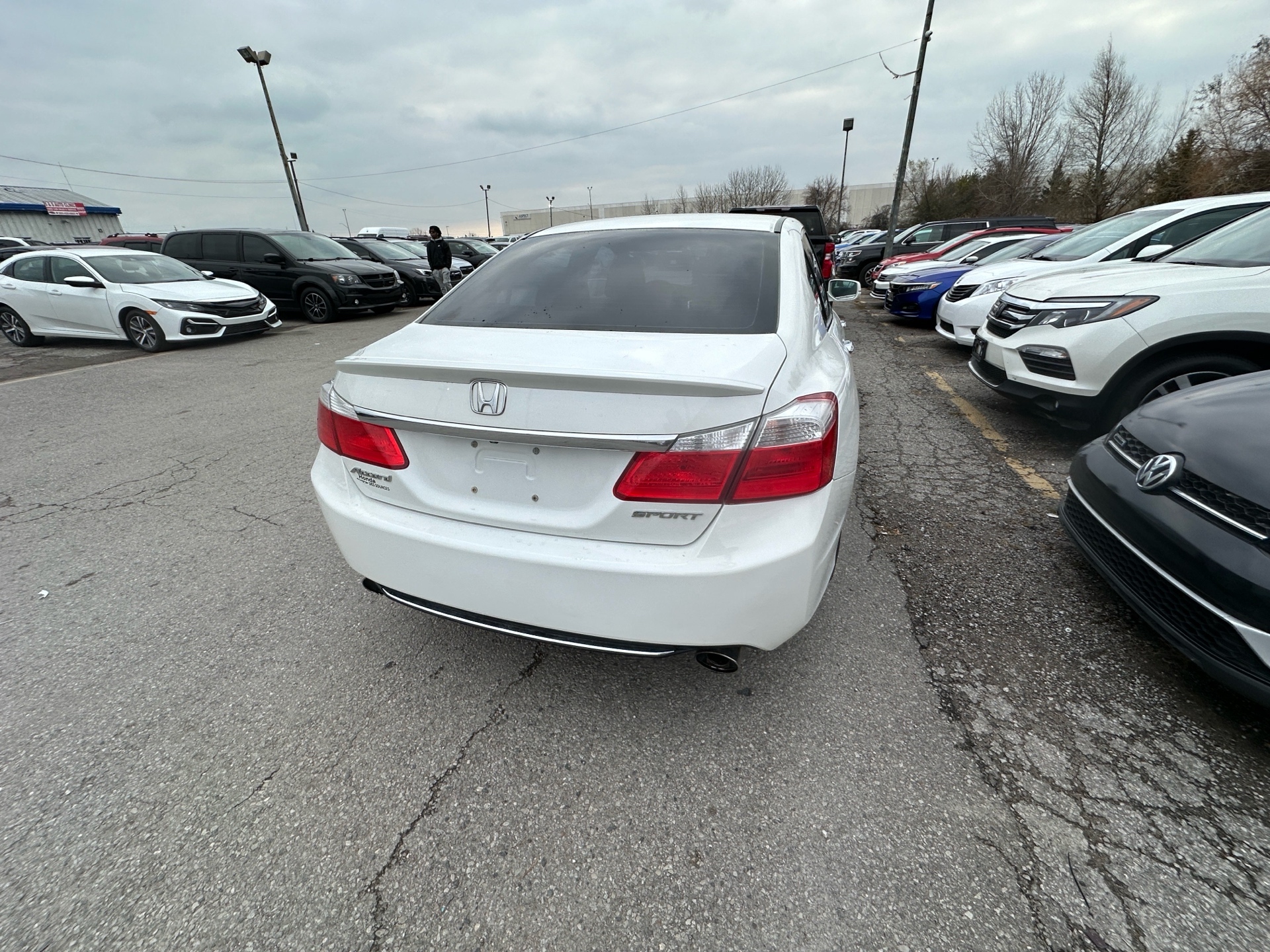 /hakimautosale/2015-Honda-AccordSedan-261831143971466.jpg