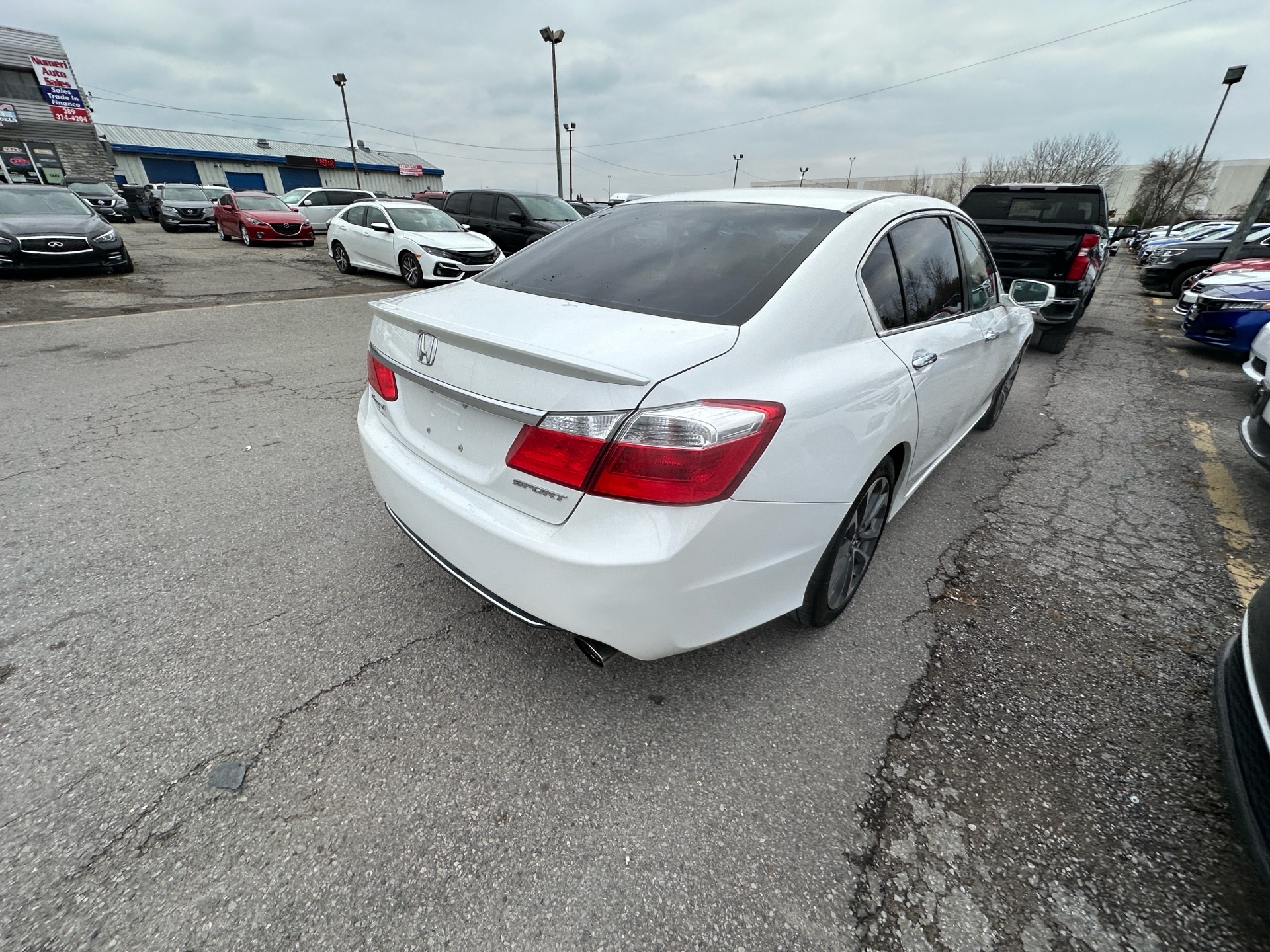 /hakimautosale/2015-Honda-AccordSedan-2634646142636101.jpg