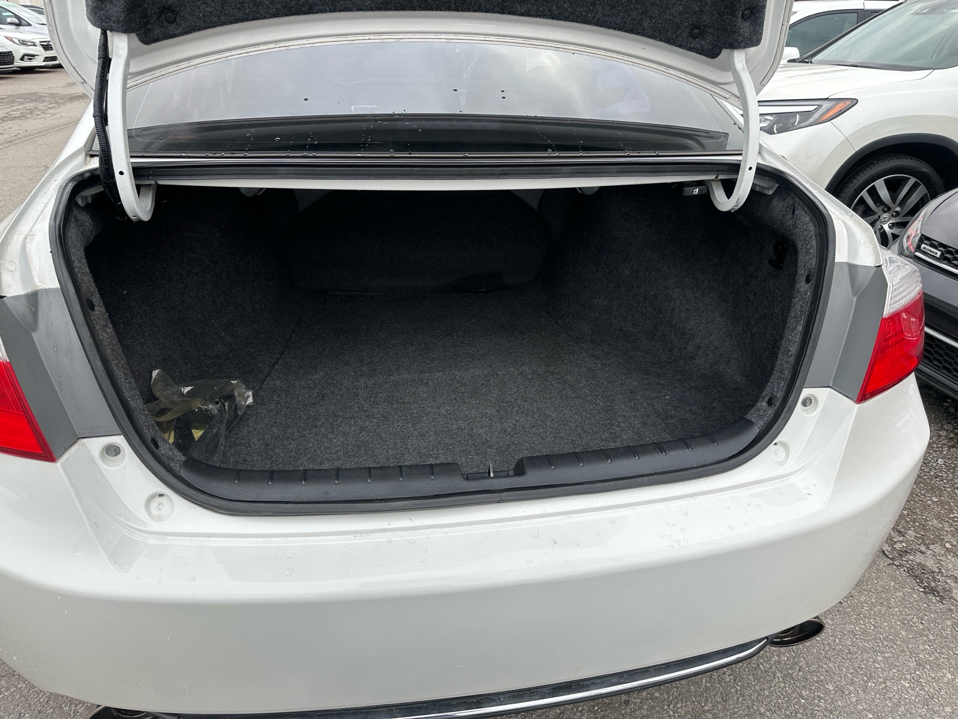 /hakimautosale/2015-Honda-AccordSedan-682871927460382.jpg