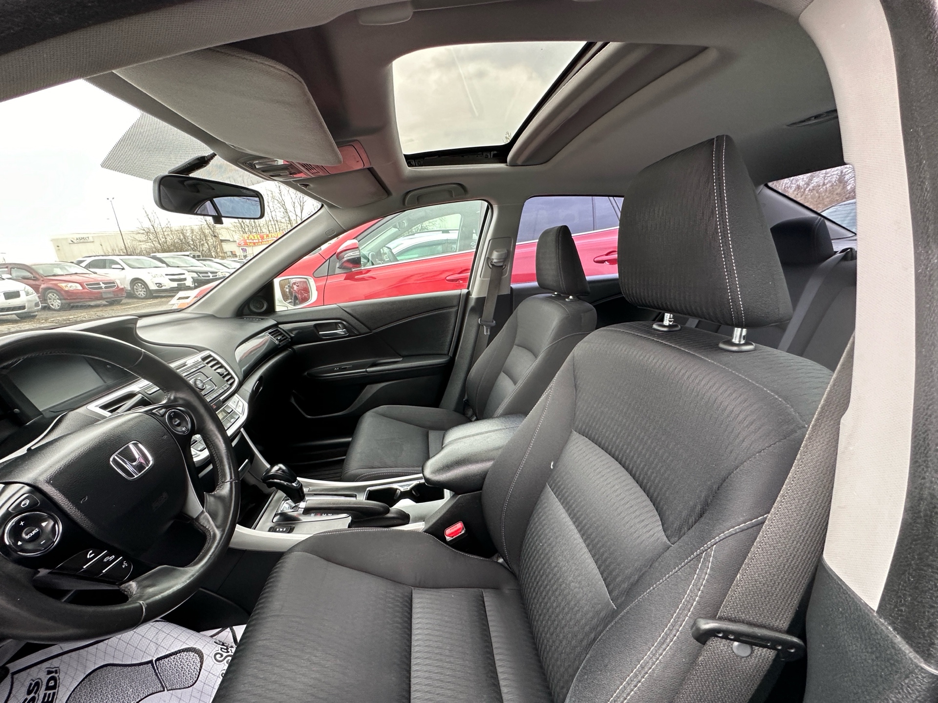 /hakimautosale/2015-Honda-AccordSedan-990364093146207.jpg