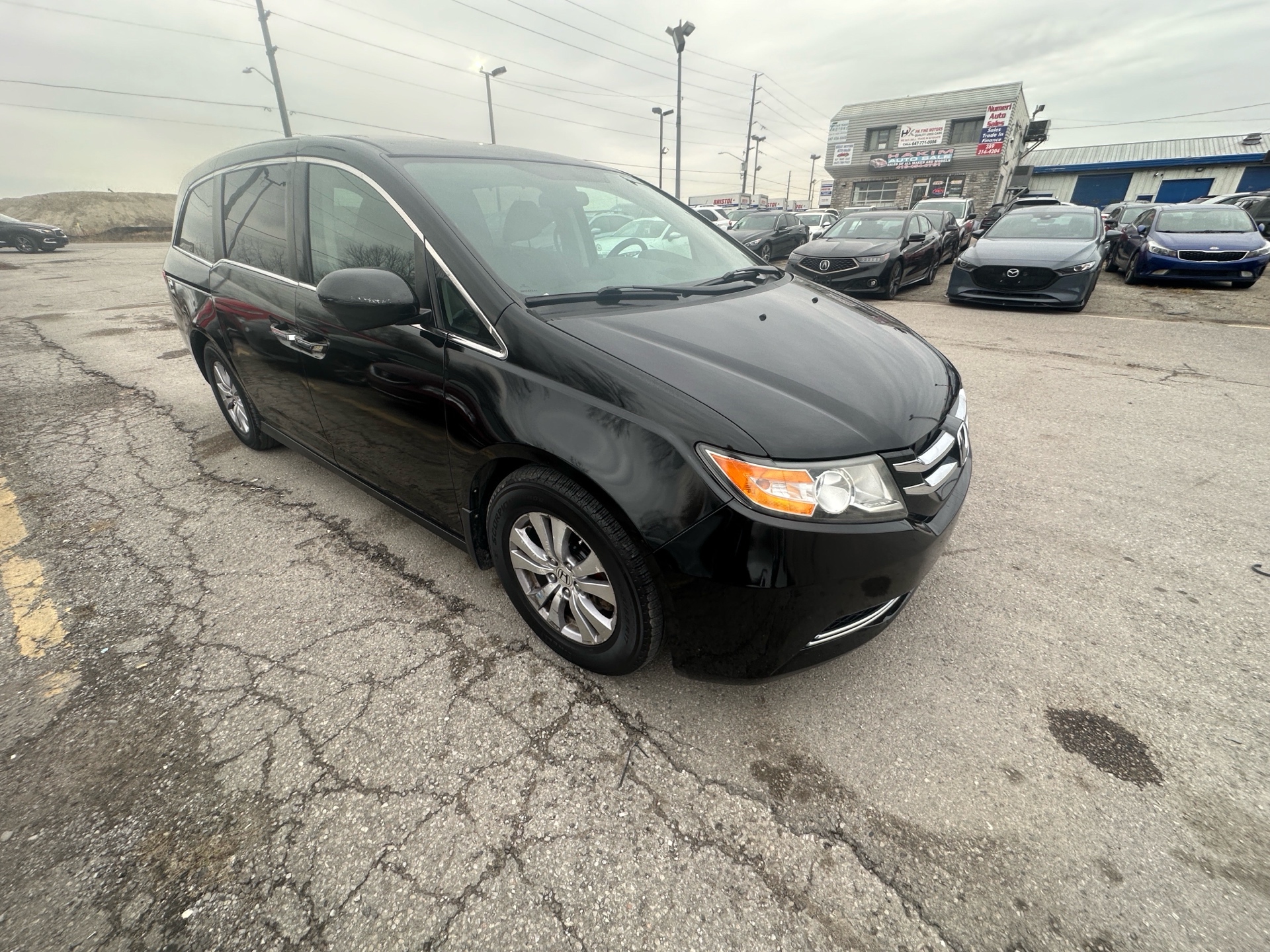/hakimautosale/2015-Honda-Odyssey-14138377393933532.jpg