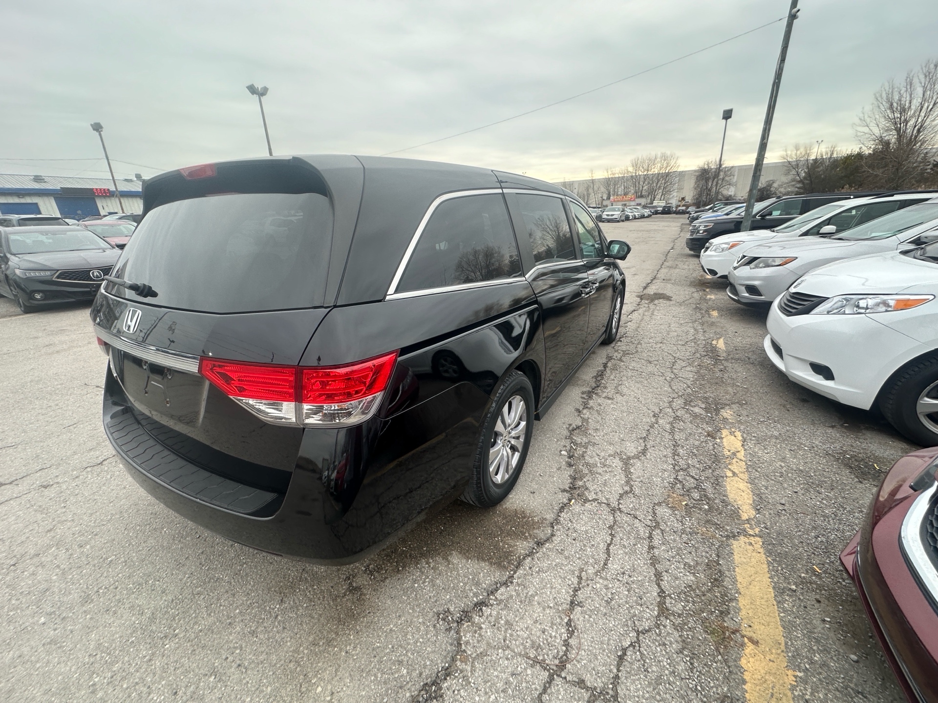 /hakimautosale/2015-Honda-Odyssey-7656305189404076.jpg