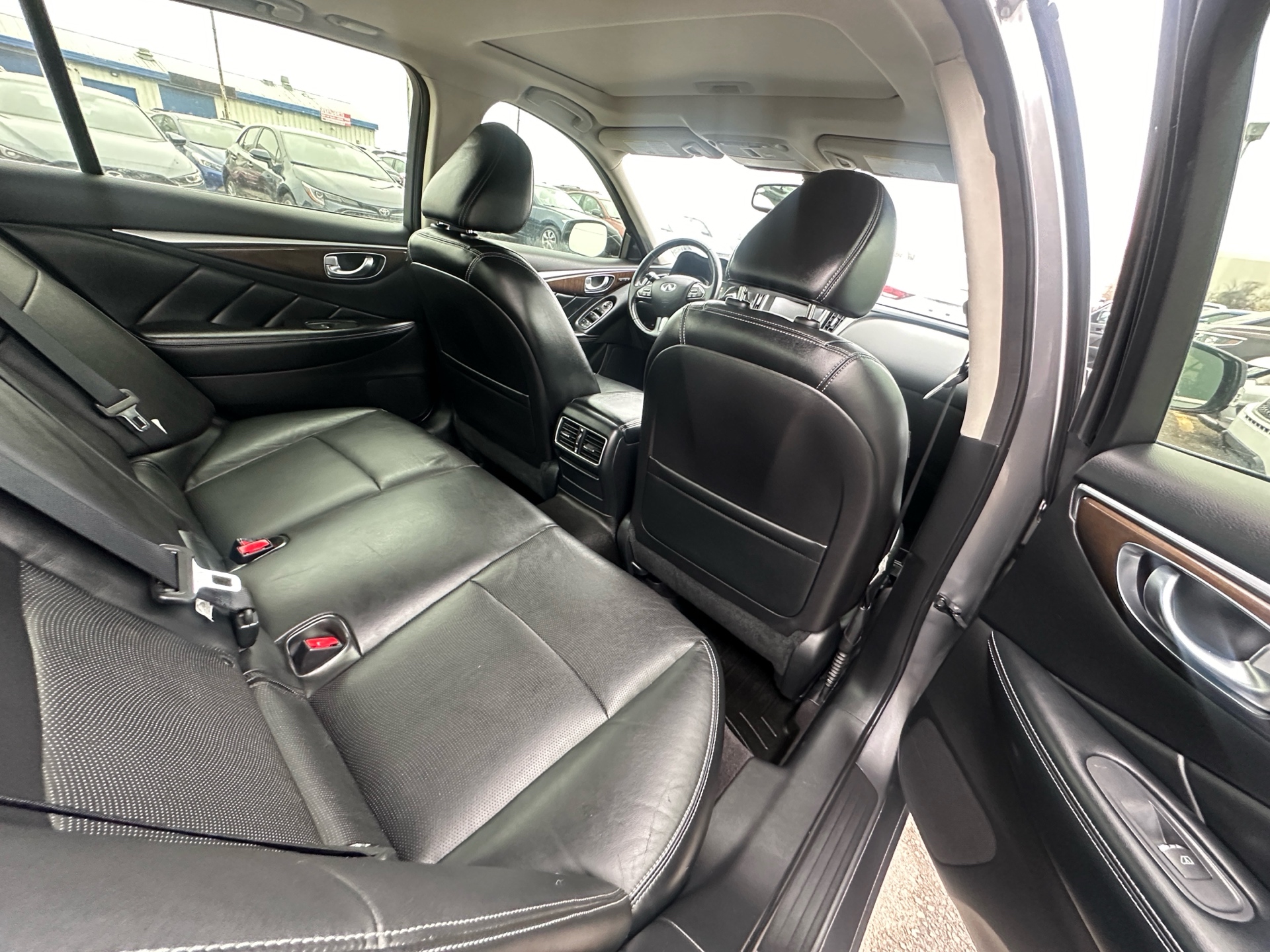 /hakimautosale/2015-INFINITI-Q50-4936113103654096.jpg