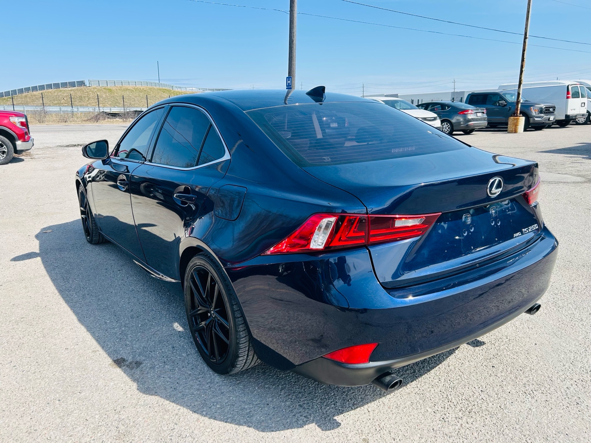 /hakimautosale/2015-Lexus-IS250-6532039442445972.jpg