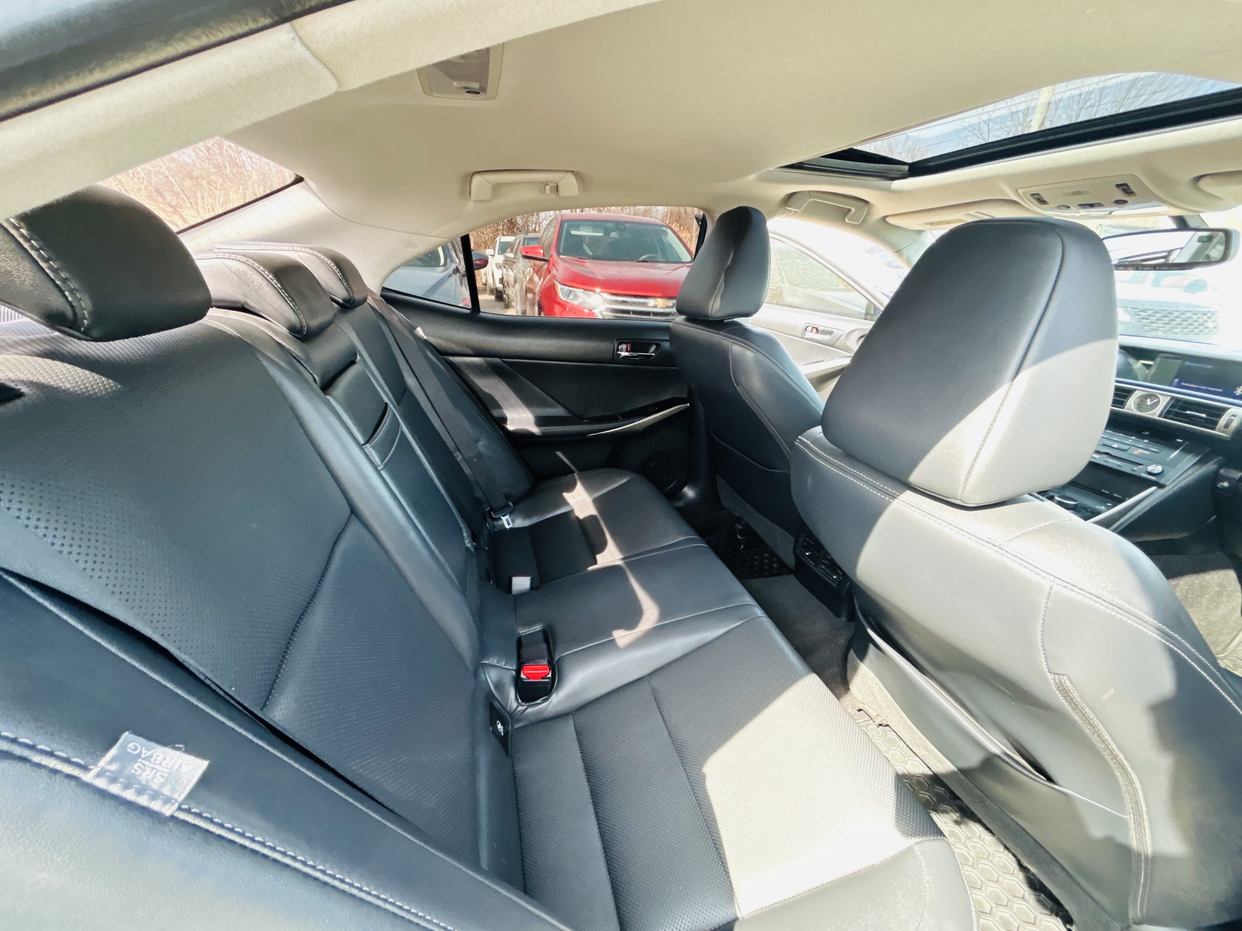 /hakimautosale/2015-Lexus-IS250-8248123485934207.jpg