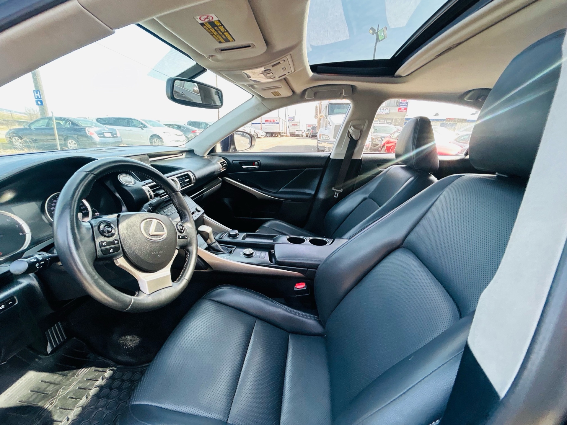 /hakimautosale/2015-Lexus-IS250-9846544937139157.jpg