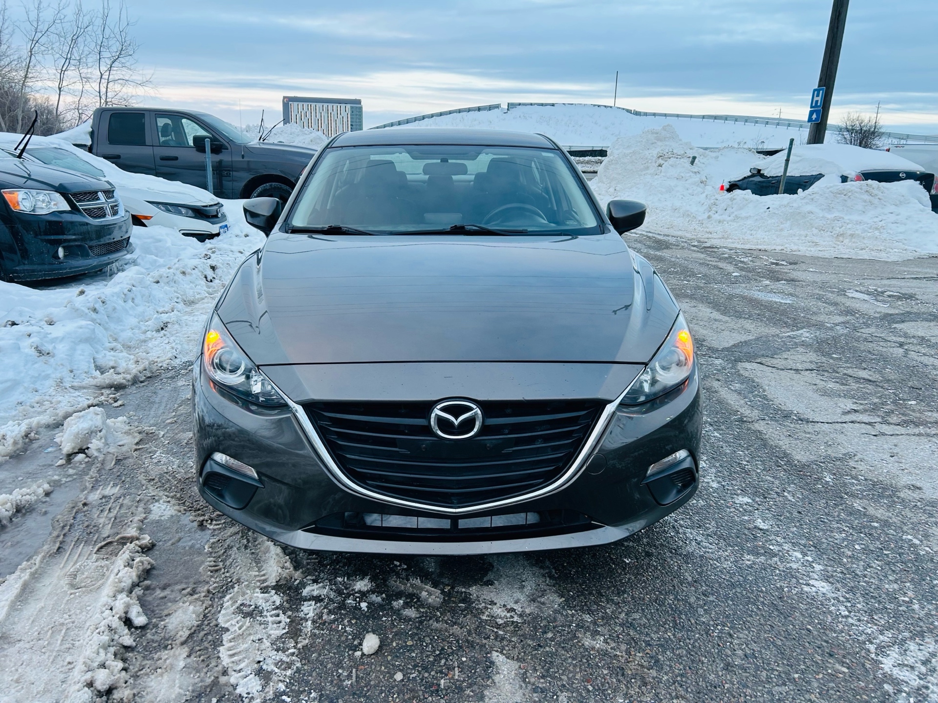 /hakimautosale/2015-Mazda-Mazda3-1685542260527002.jpg
