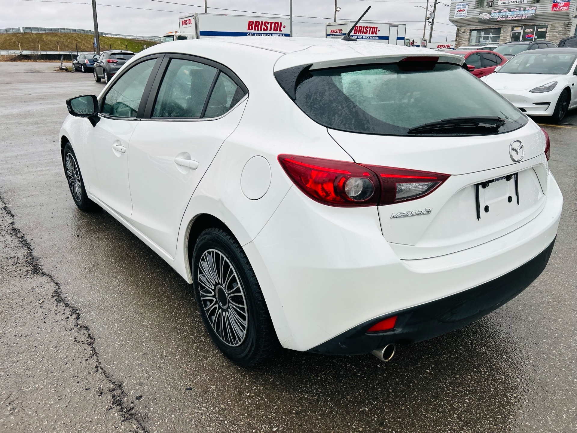 /hakimautosale/2015-Mazda-Mazda3-1852273812037173.jpg