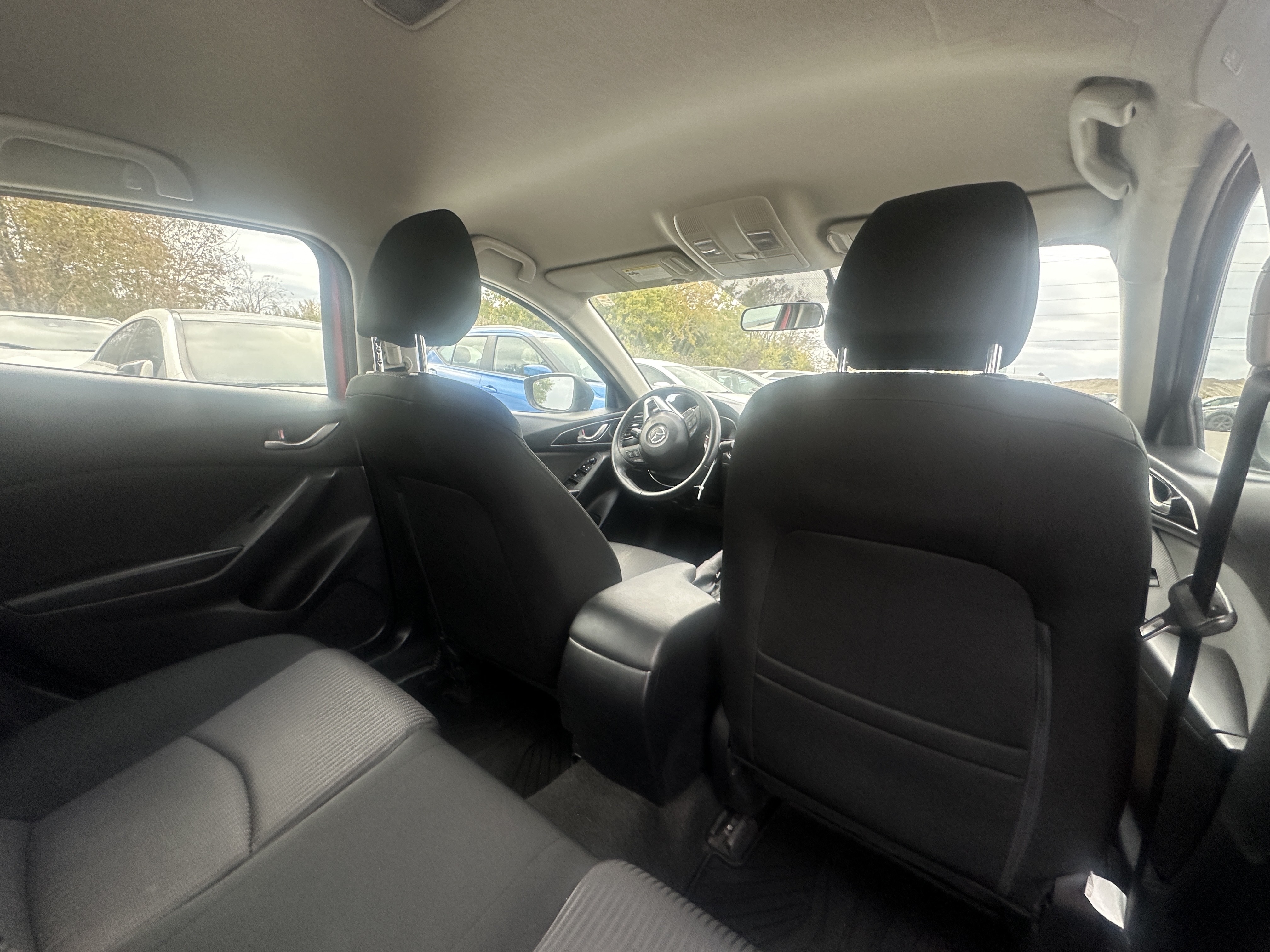 /hakimautosale/2015-Mazda-Mazda3-30627019221578067.jpg