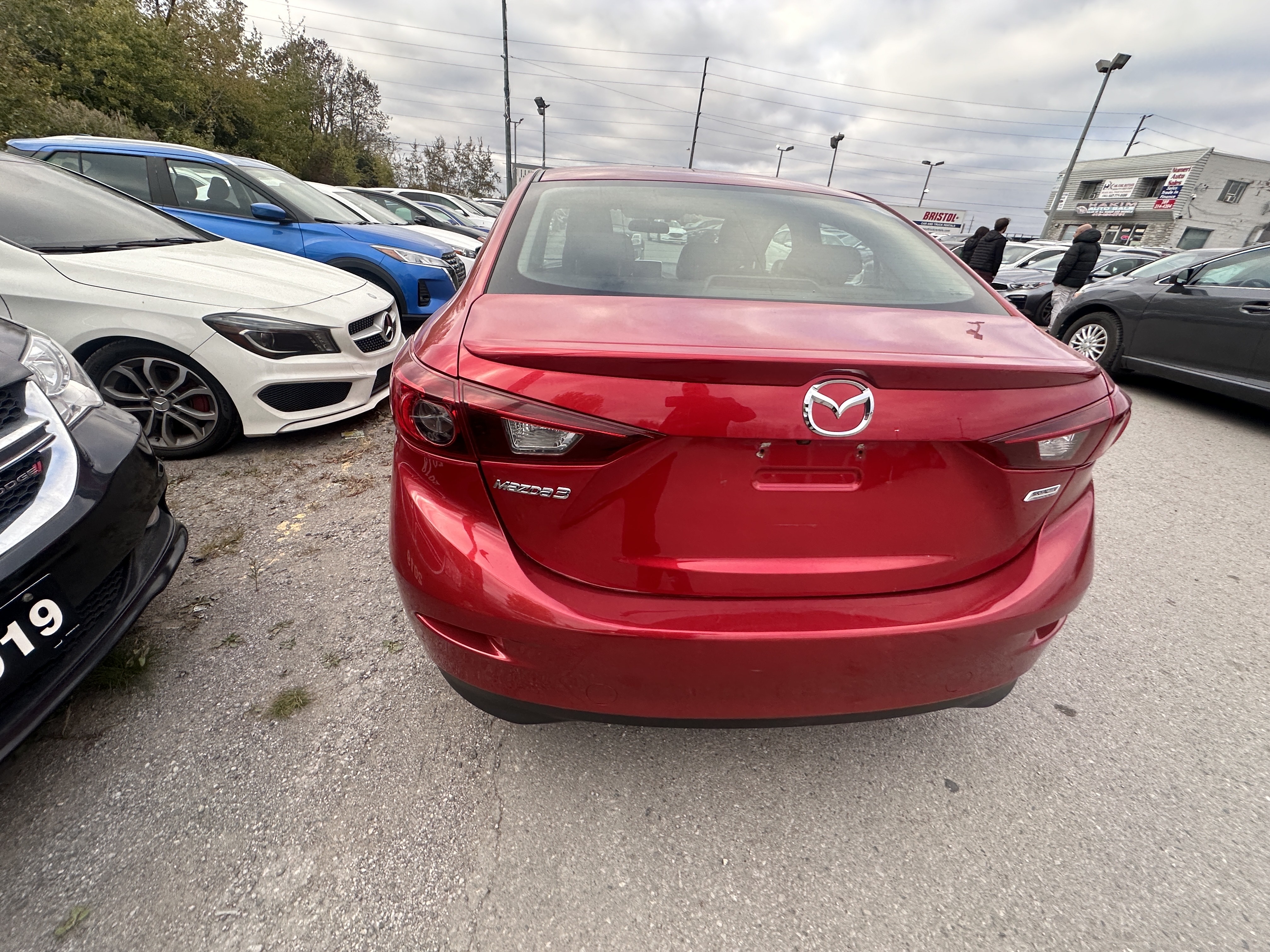 /hakimautosale/2015-Mazda-Mazda3-41792520423734336.jpg