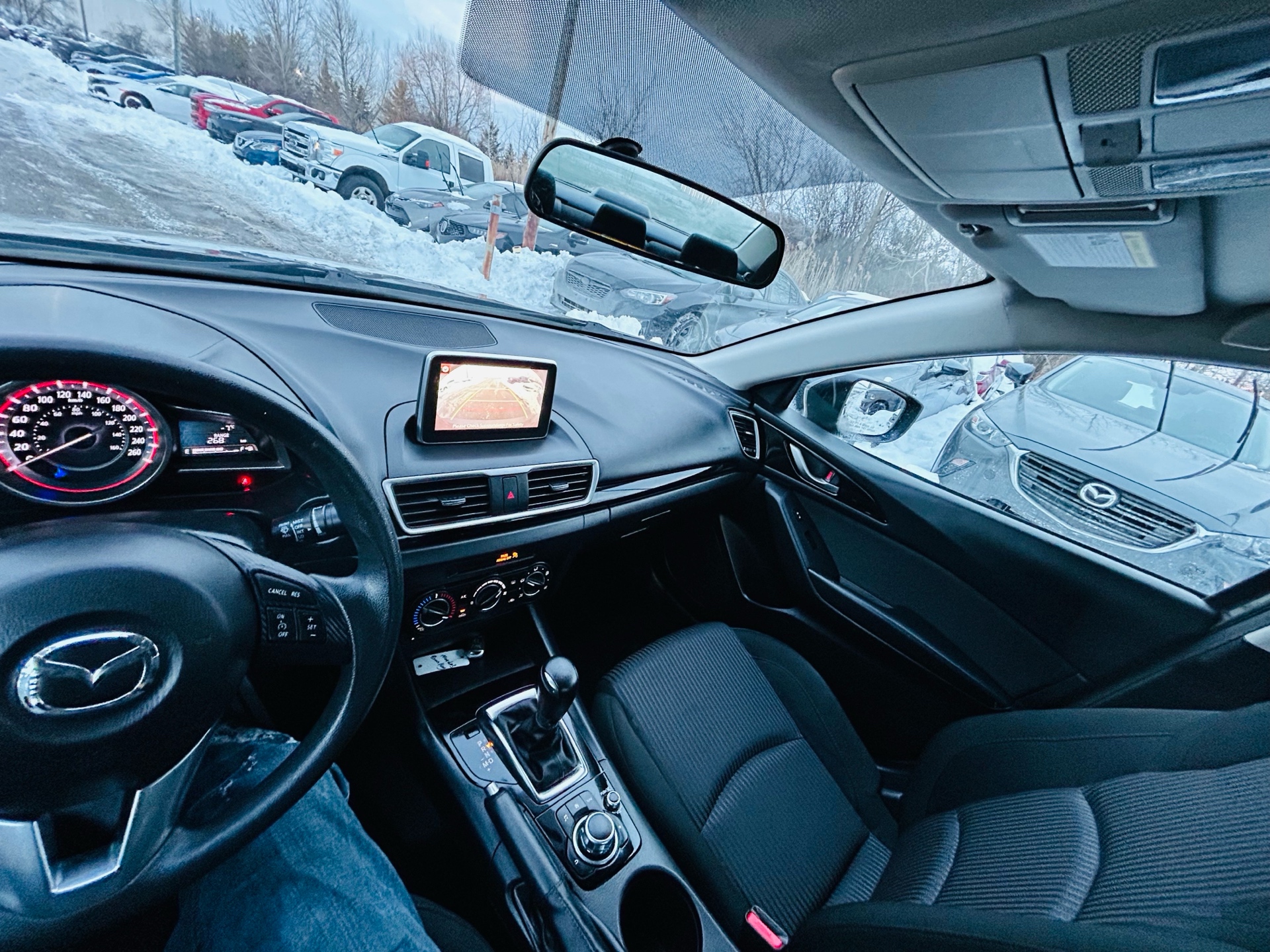 /hakimautosale/2015-Mazda-Mazda3-5570911079400305.jpg