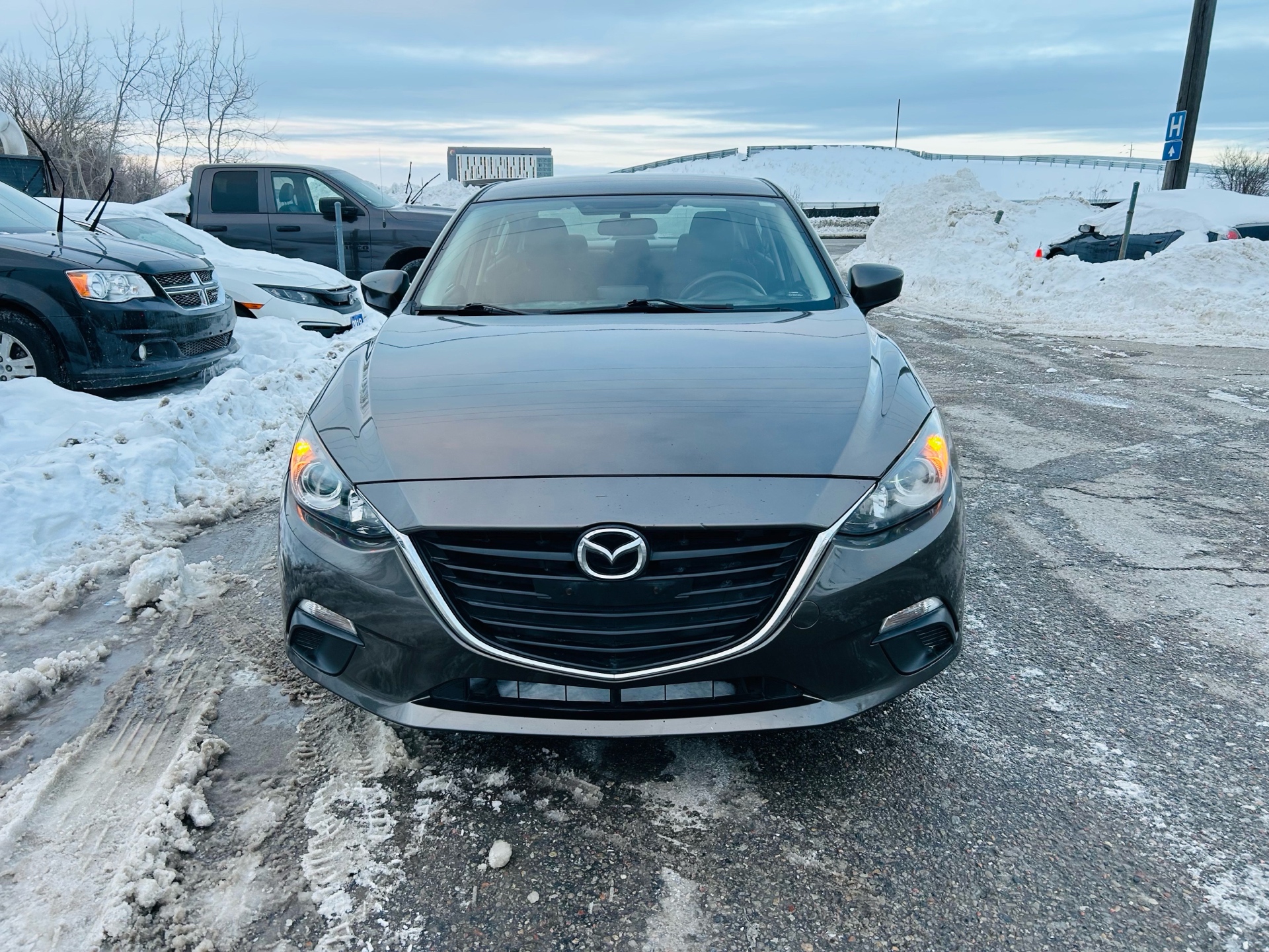 /hakimautosale/2015-Mazda-Mazda3-5676387230263773.jpg