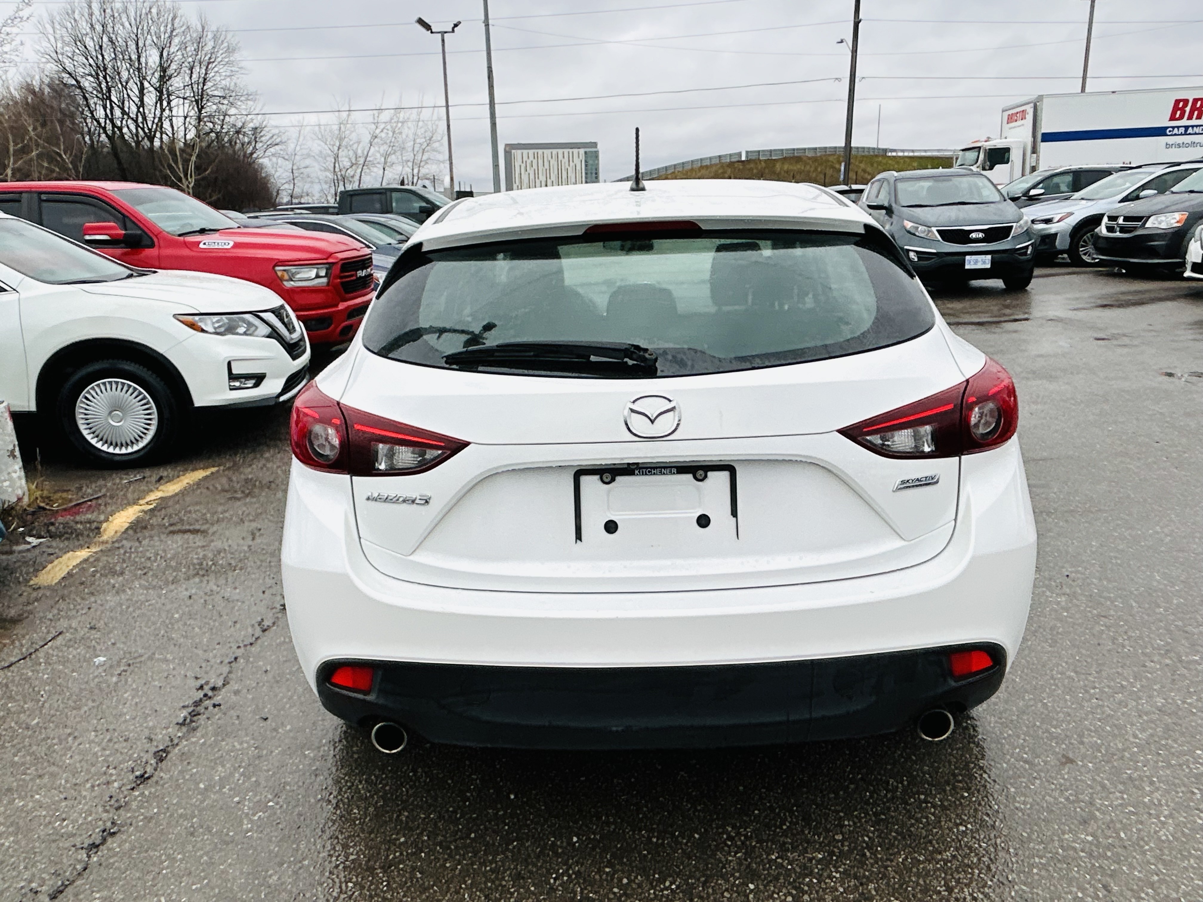 /hakimautosale/2015-Mazda-Mazda3-5751671249747488.jpg