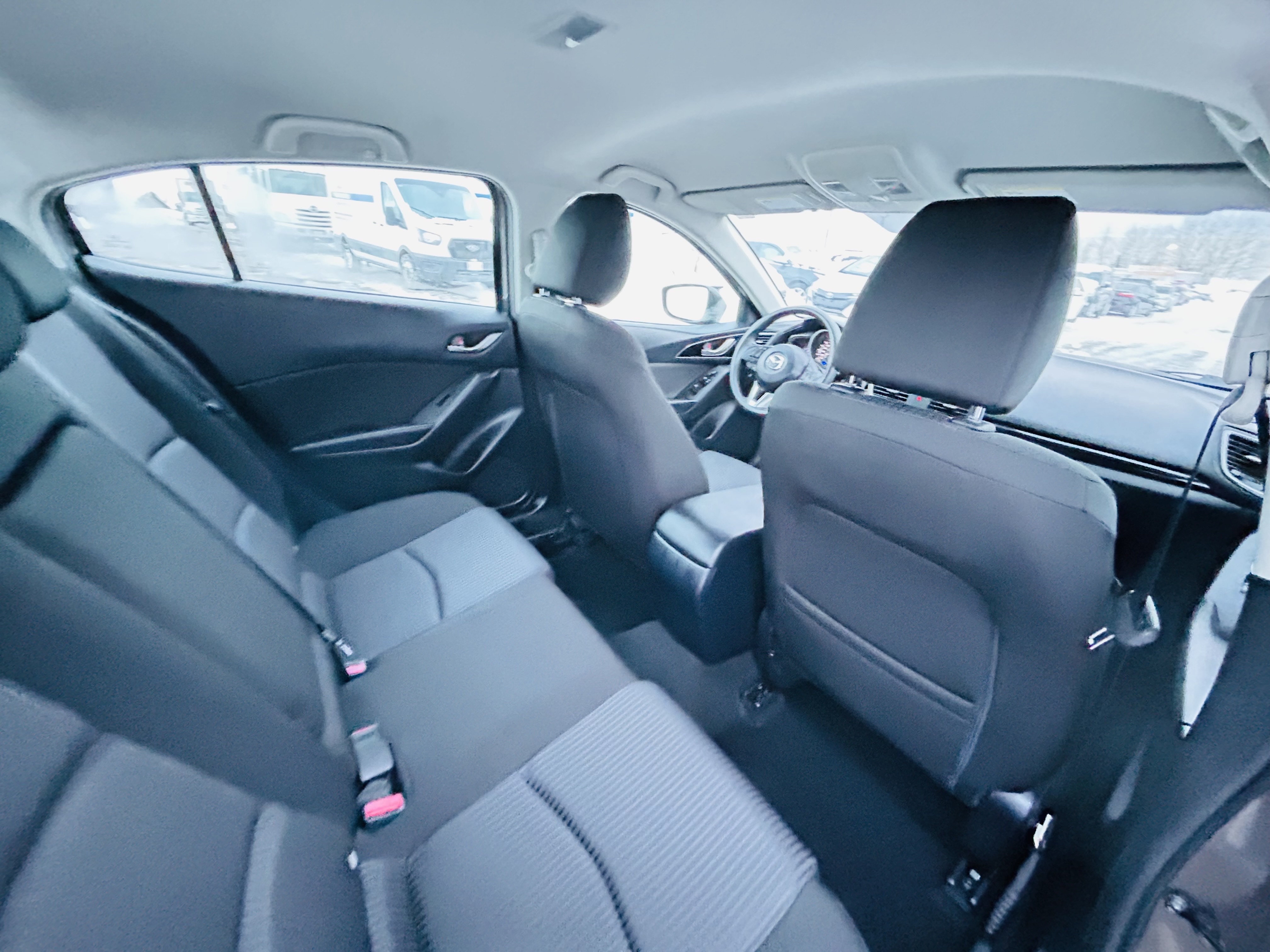 /hakimautosale/2015-Mazda-Mazda3-6220277608998181.jpg