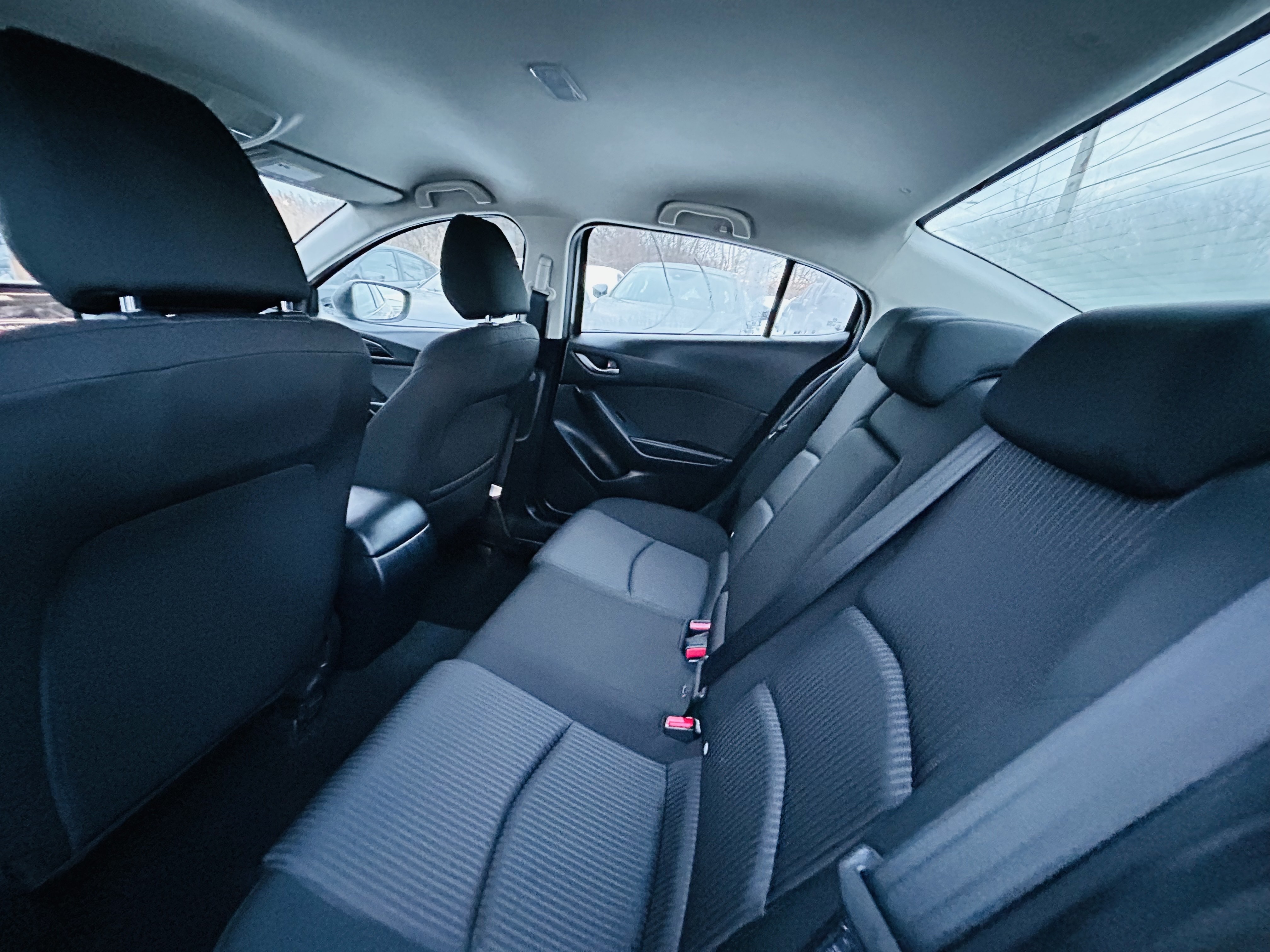 /hakimautosale/2015-Mazda-Mazda3-6675361320512334.jpg