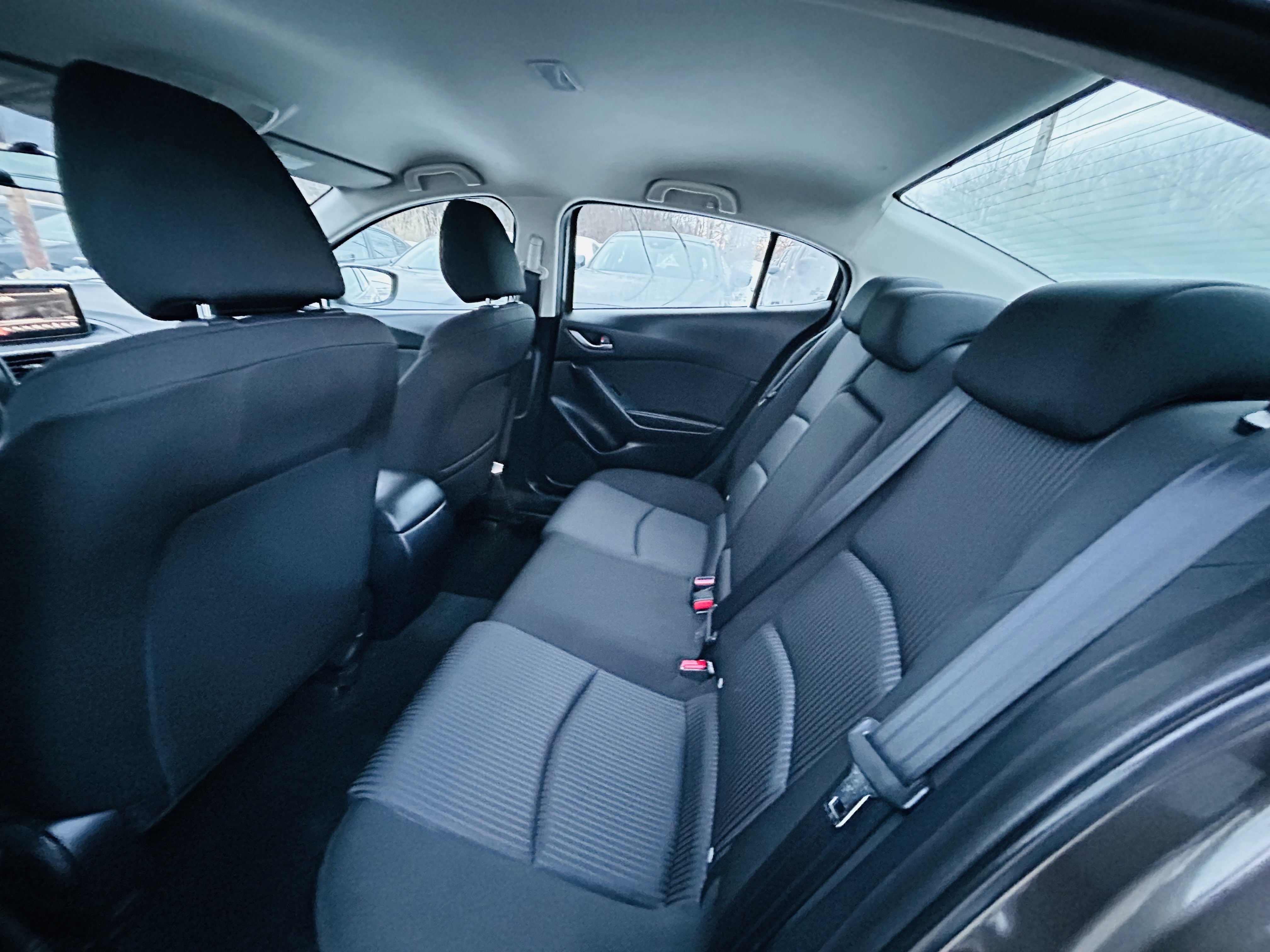 /hakimautosale/2015-Mazda-Mazda3-7398355962822605.jpg