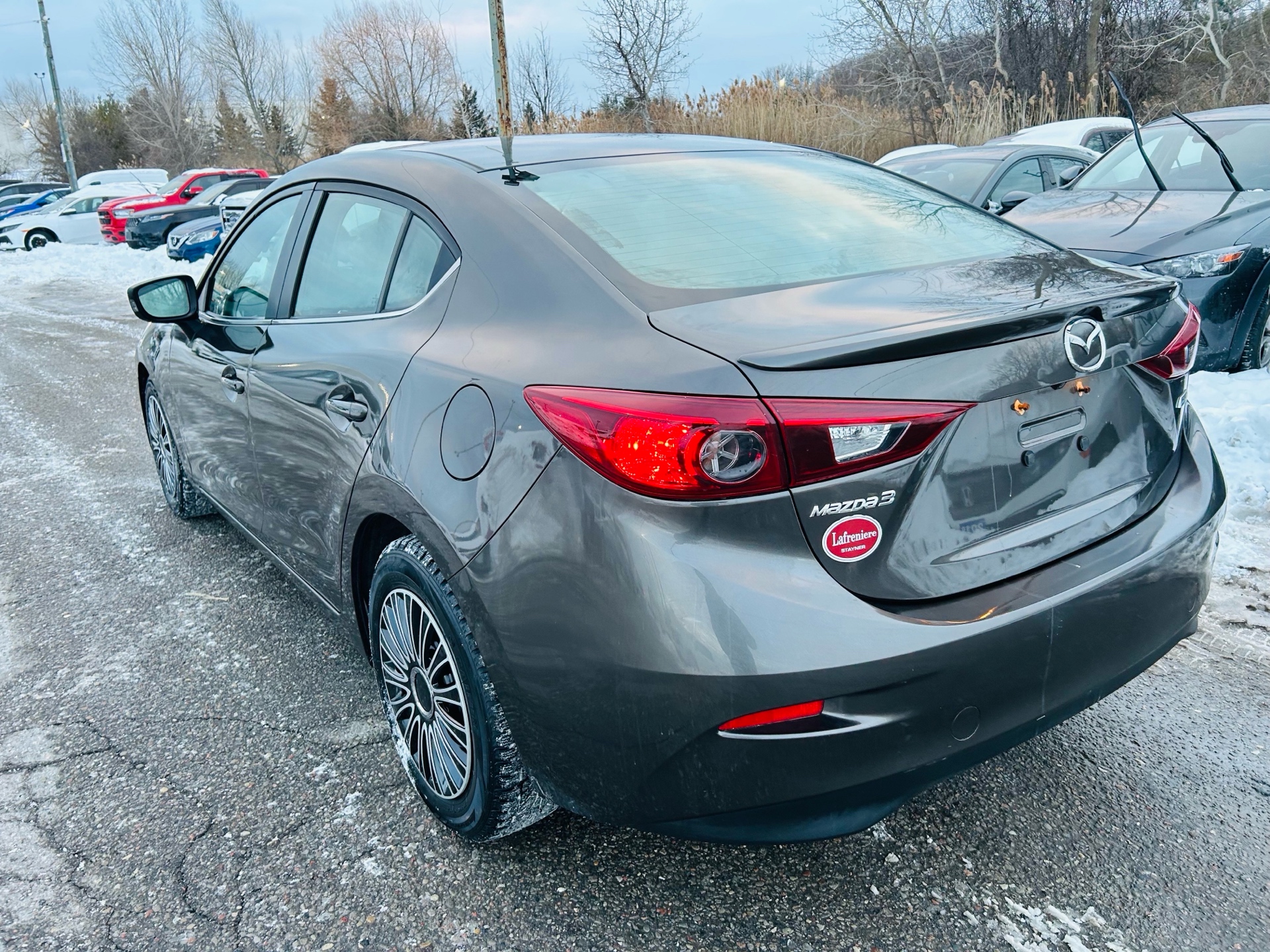 /hakimautosale/2015-Mazda-Mazda3-9389653143195416.jpg
