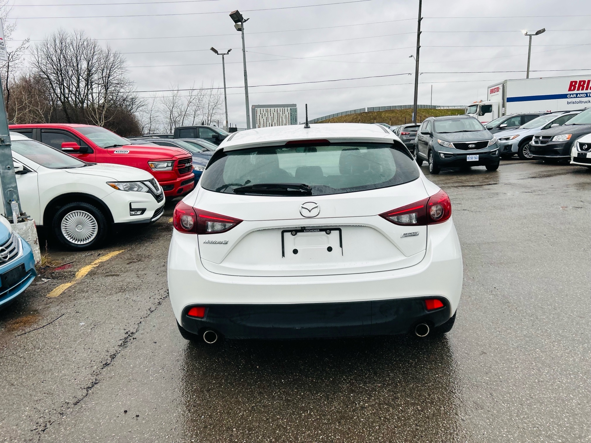 /hakimautosale/2015-Mazda-Mazda3-9505569473540498.jpg