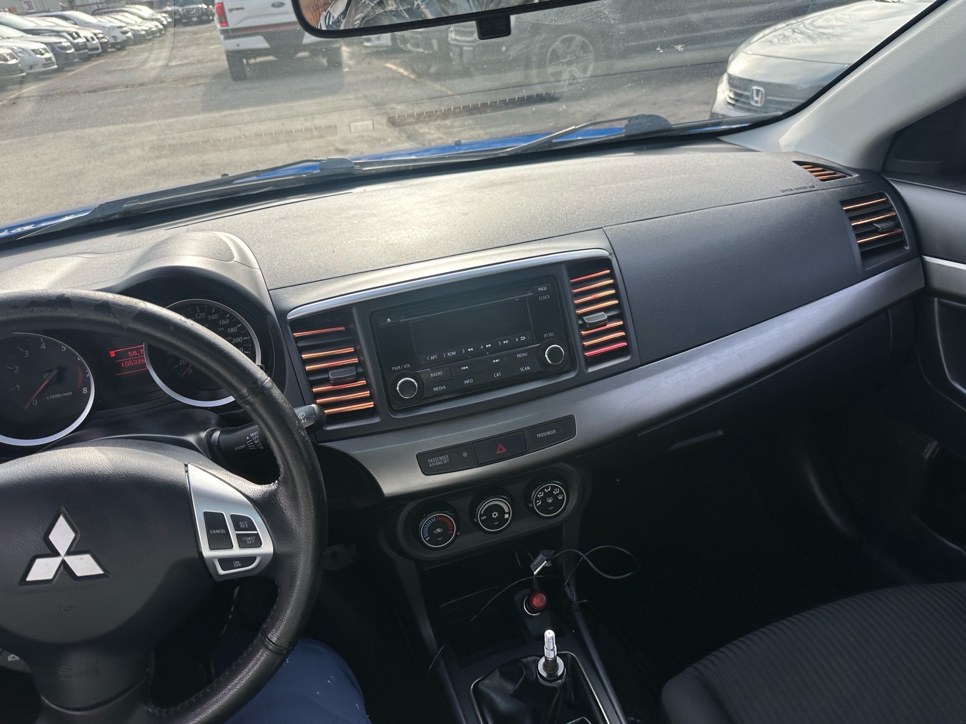 /hakimautosale/2015-Mitsubishi-Lancer-42001172507036744.jpg