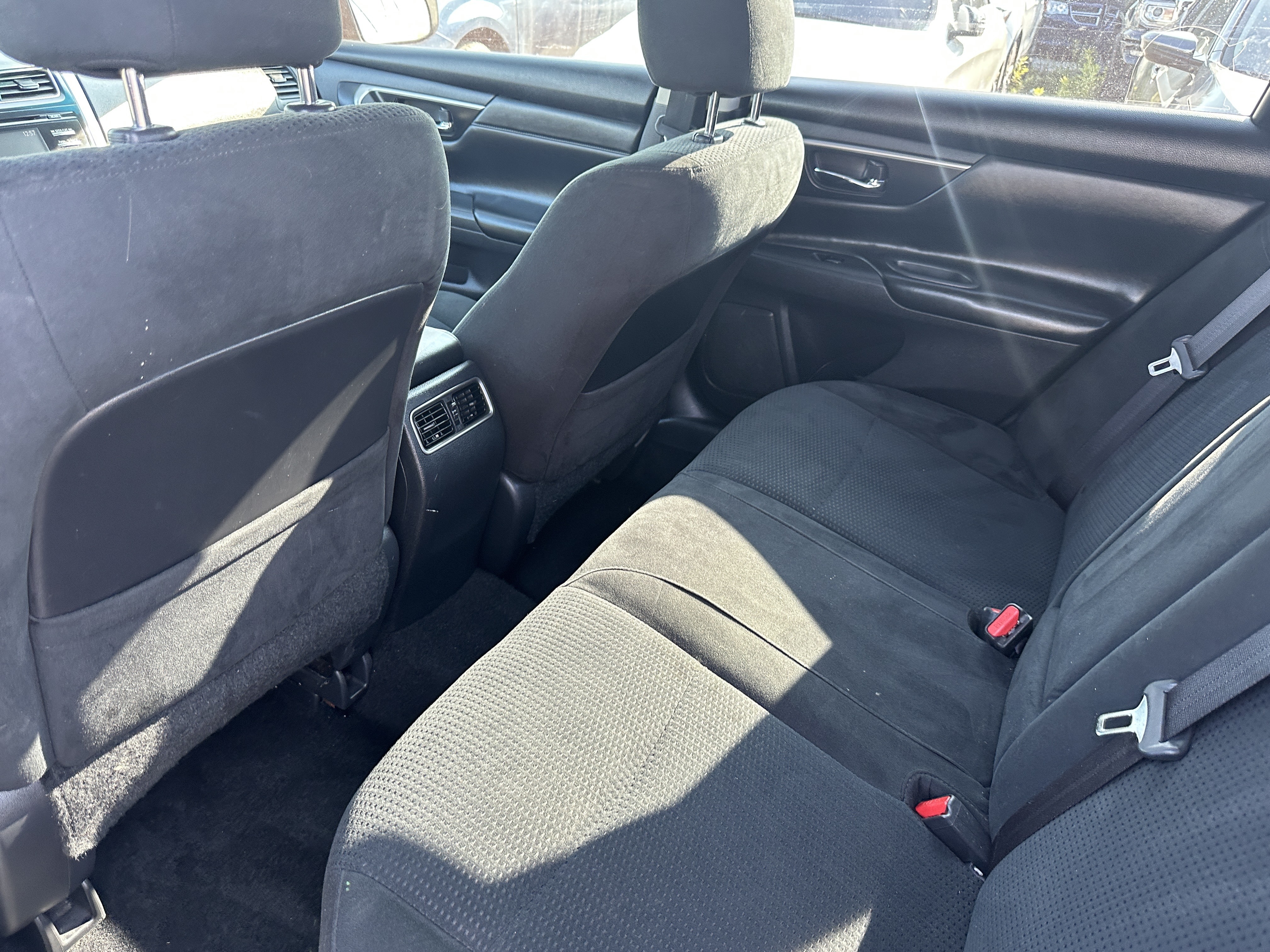 /hakimautosale/2015-NISSAN-ALTIMA-7111214691499392.jpg