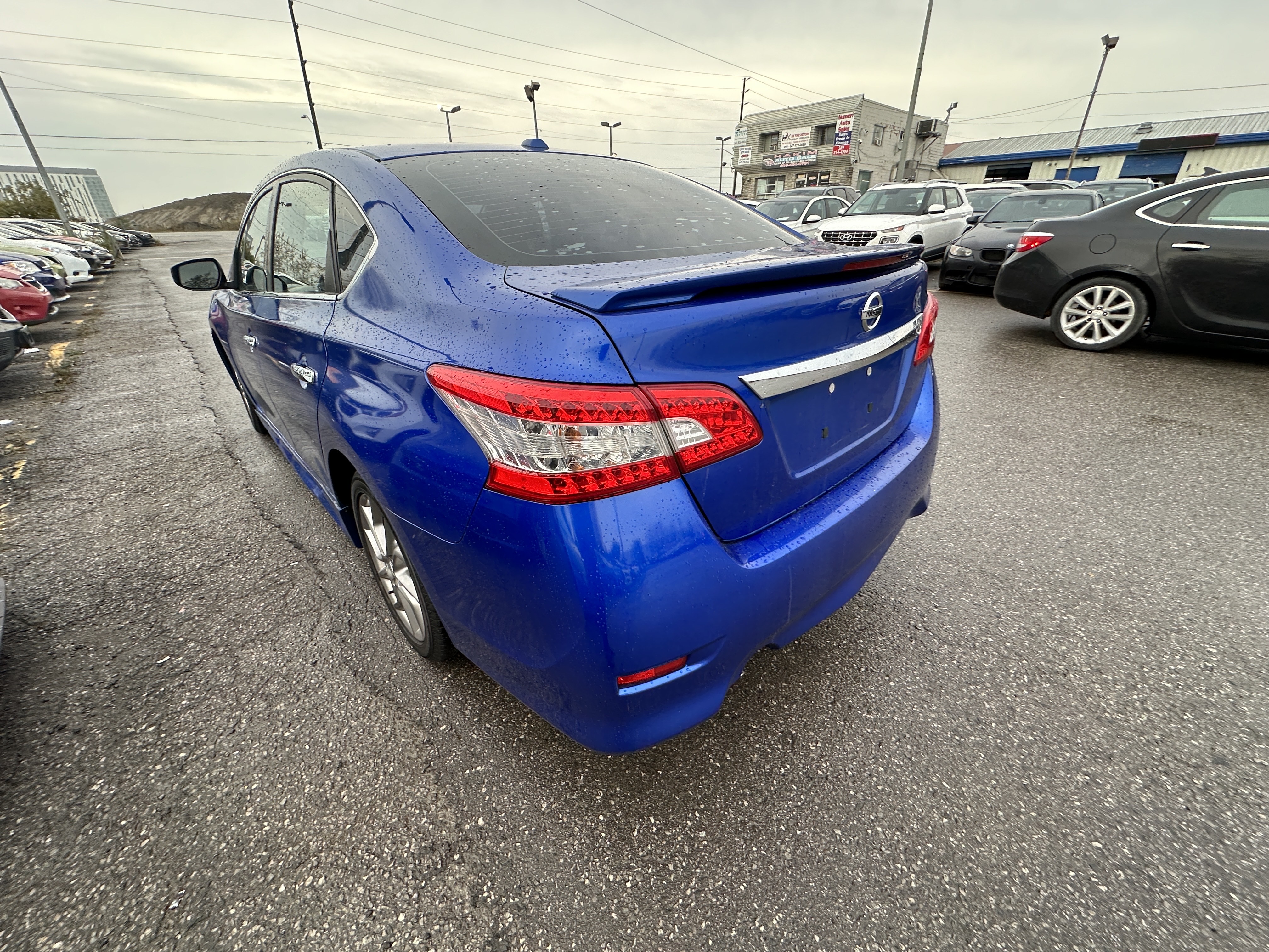 /hakimautosale/2015-Nissan-Sentra-3847731071143399.jpg