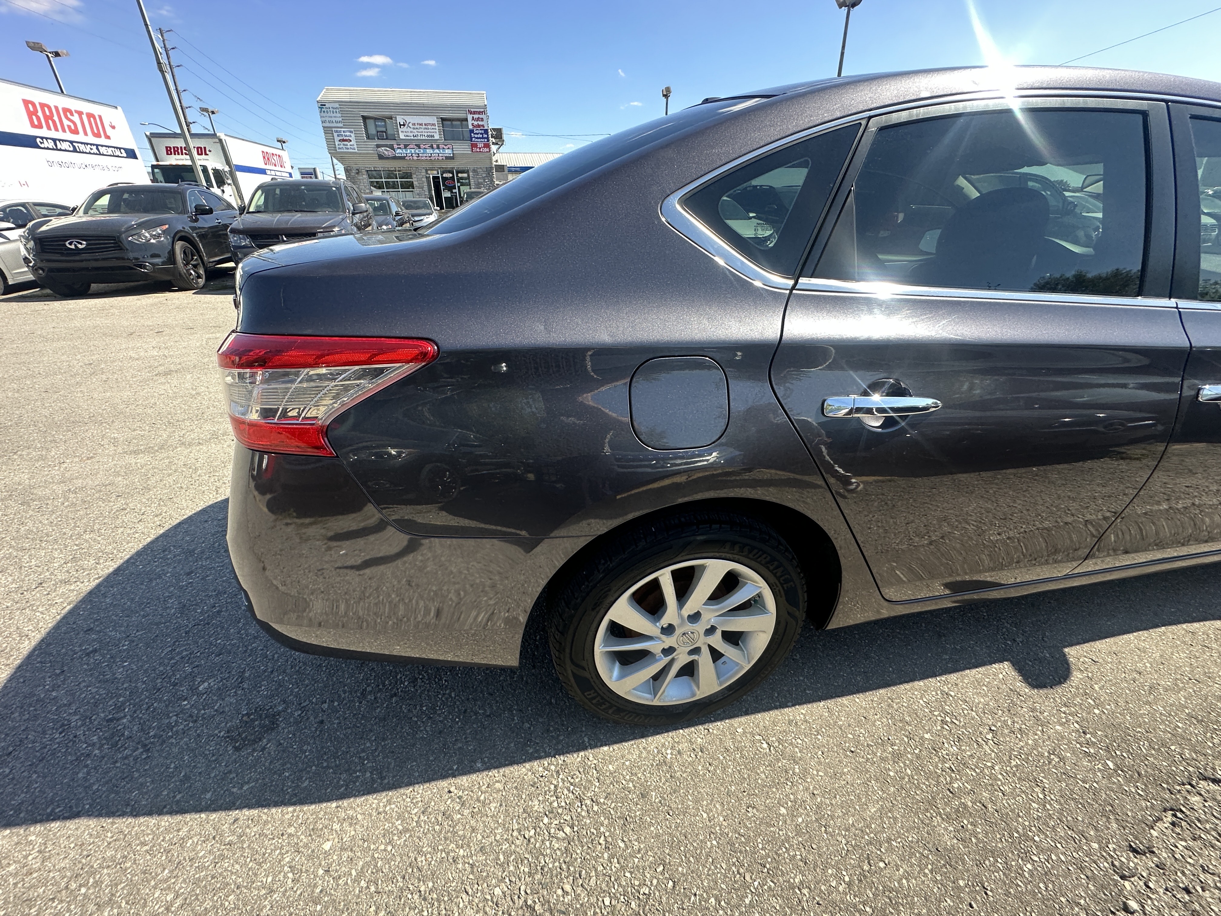 /hakimautosale/2015-Nissan-Sentra-48788138757512334.jpg