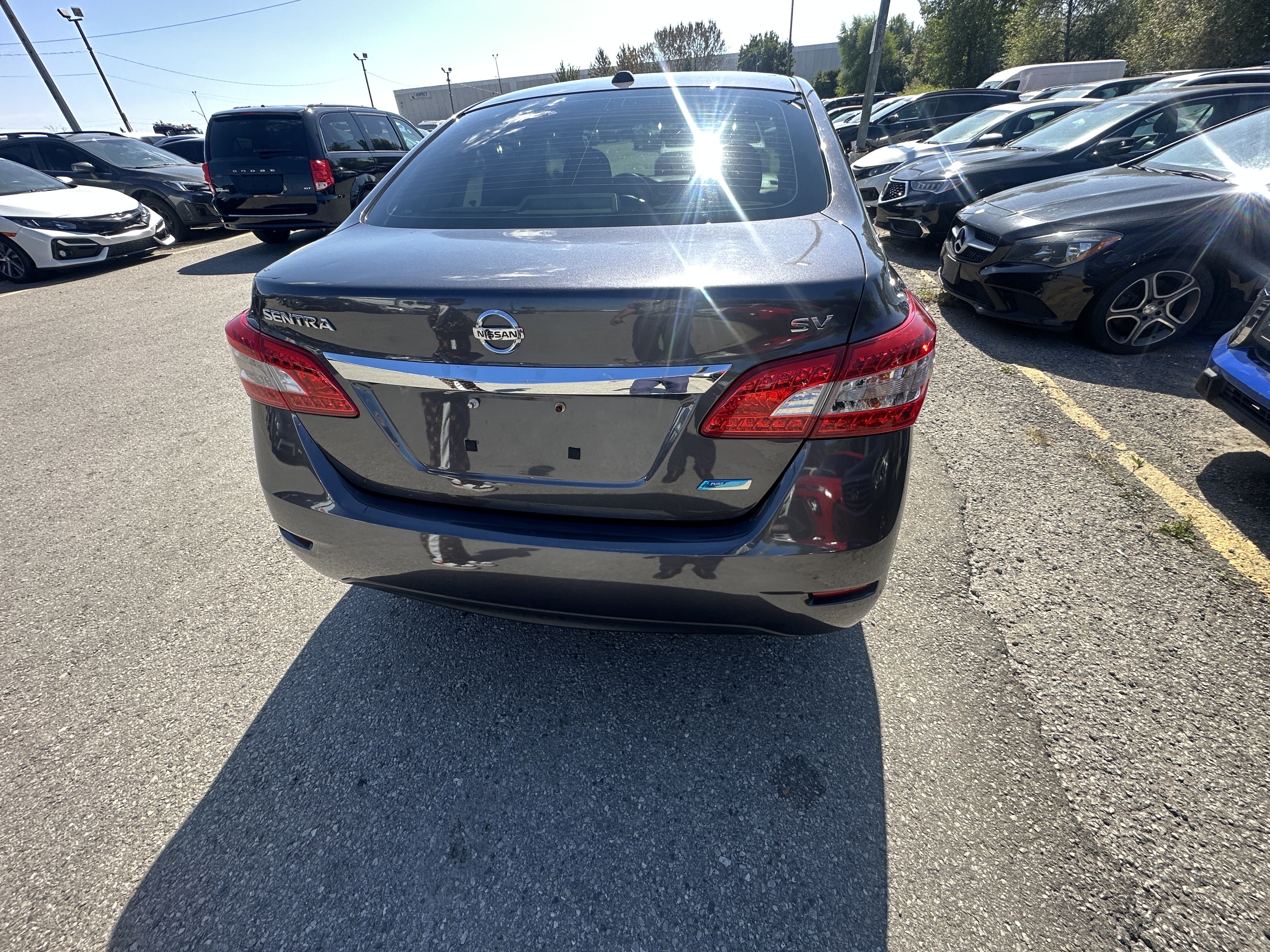 /hakimautosale/2015-Nissan-Sentra-5539697038410363.jpg