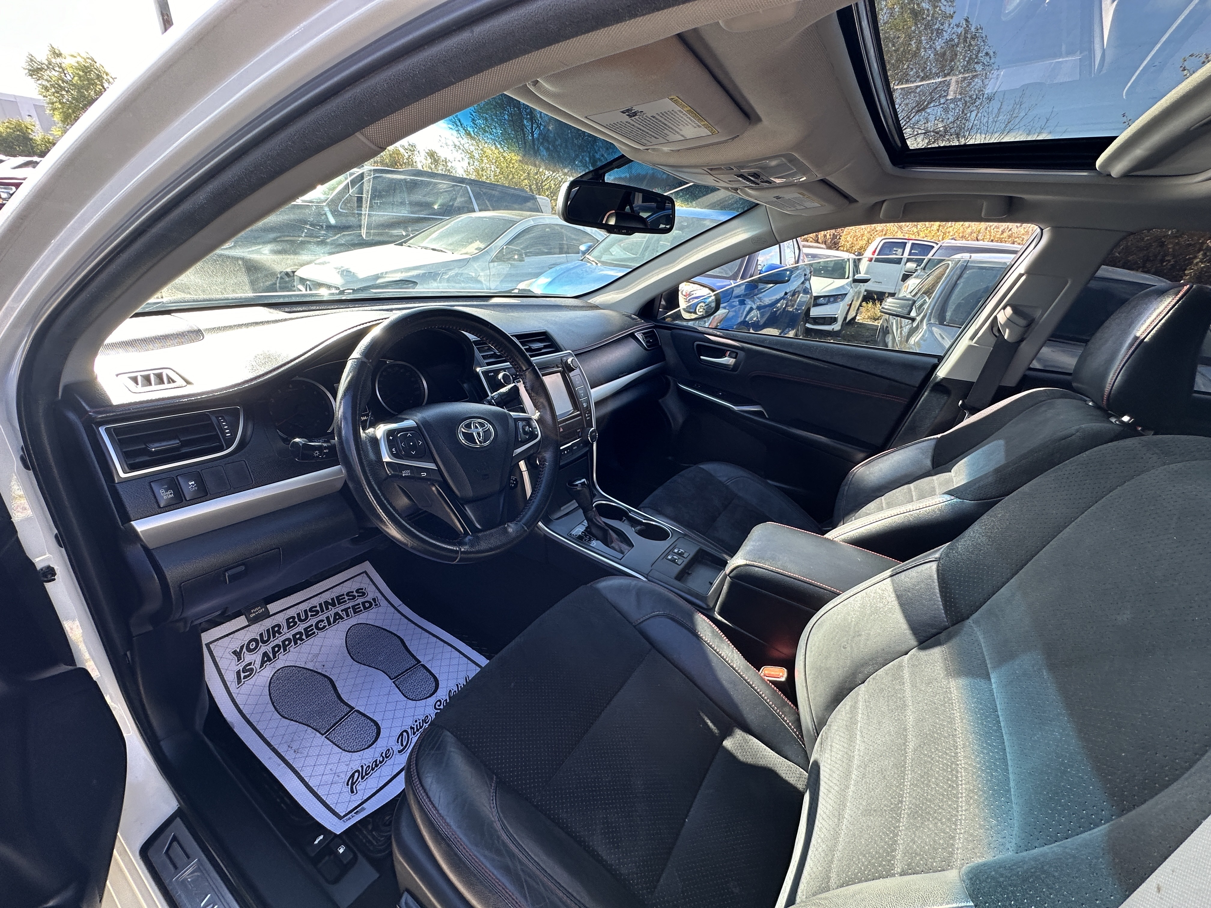 /hakimautosale/2015-Toyota-Camry-5644747995859227.jpg