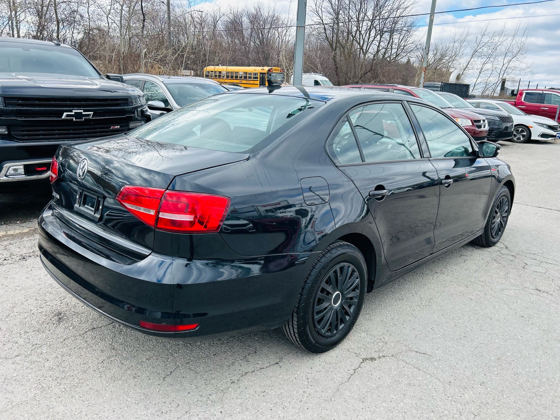 /hakimautosale/2015-Volkswagen-Jetta-5135031064810307.jpg