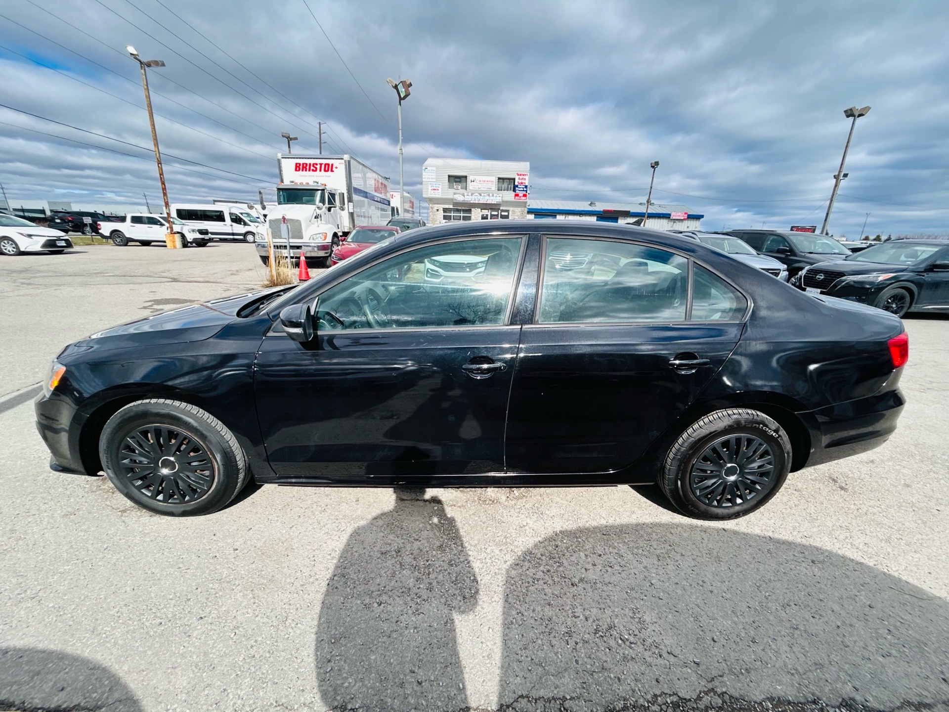/hakimautosale/2015-Volkswagen-Jetta-5356625550782042.jpg