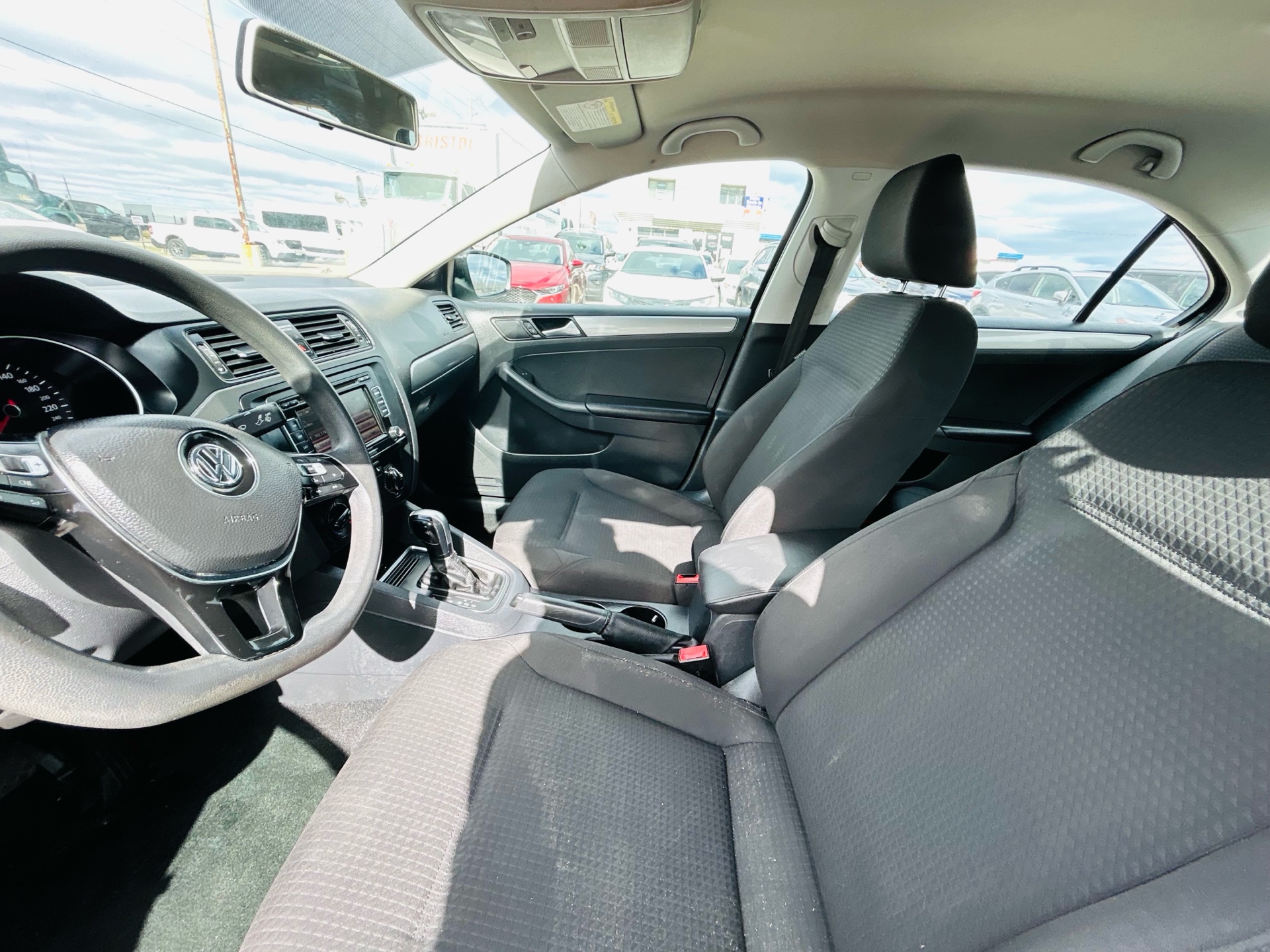 /hakimautosale/2015-Volkswagen-Jetta-7295820947682847.jpg