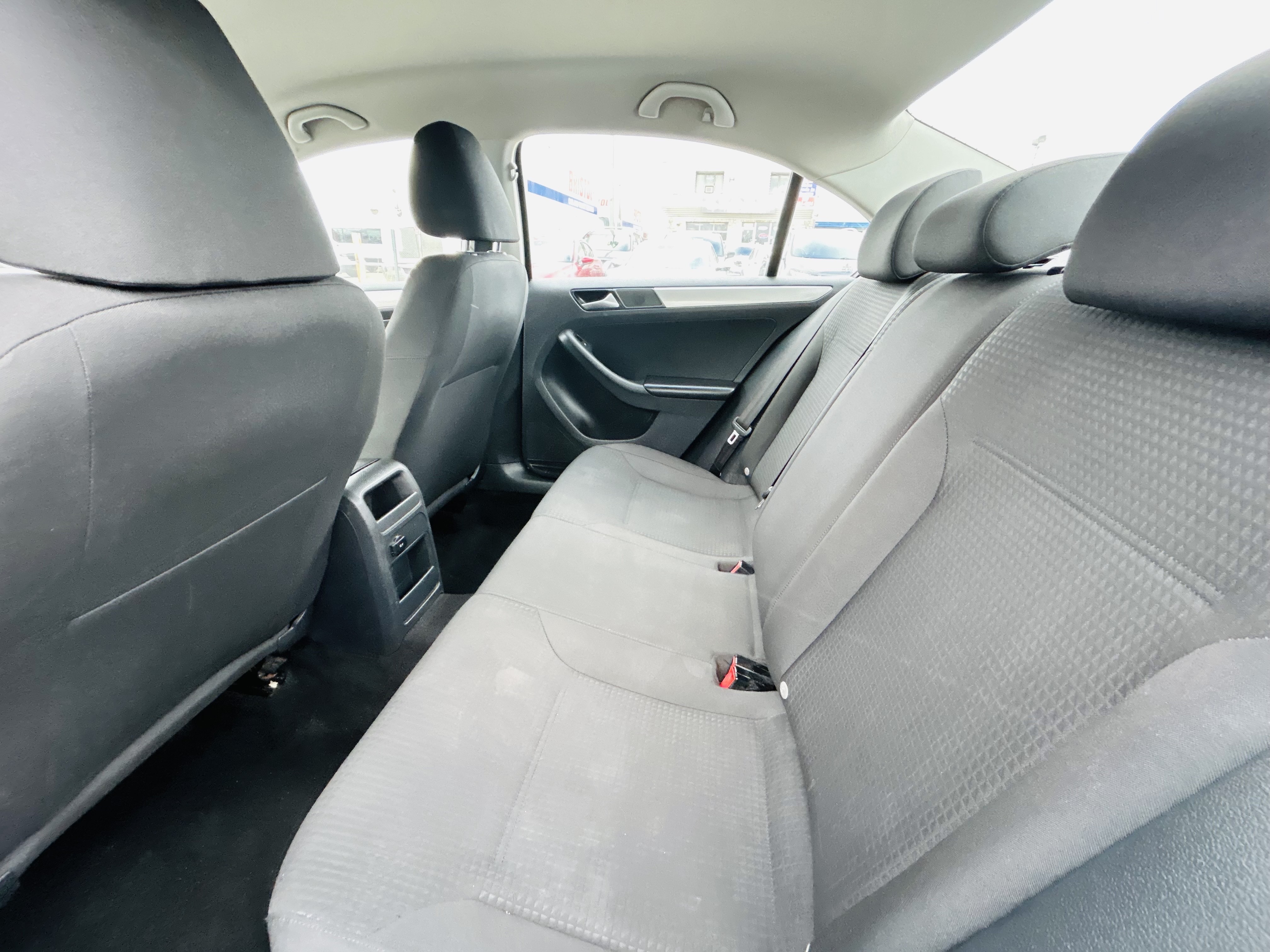/hakimautosale/2015-Volkswagen-Jetta-9038650519306208.jpg