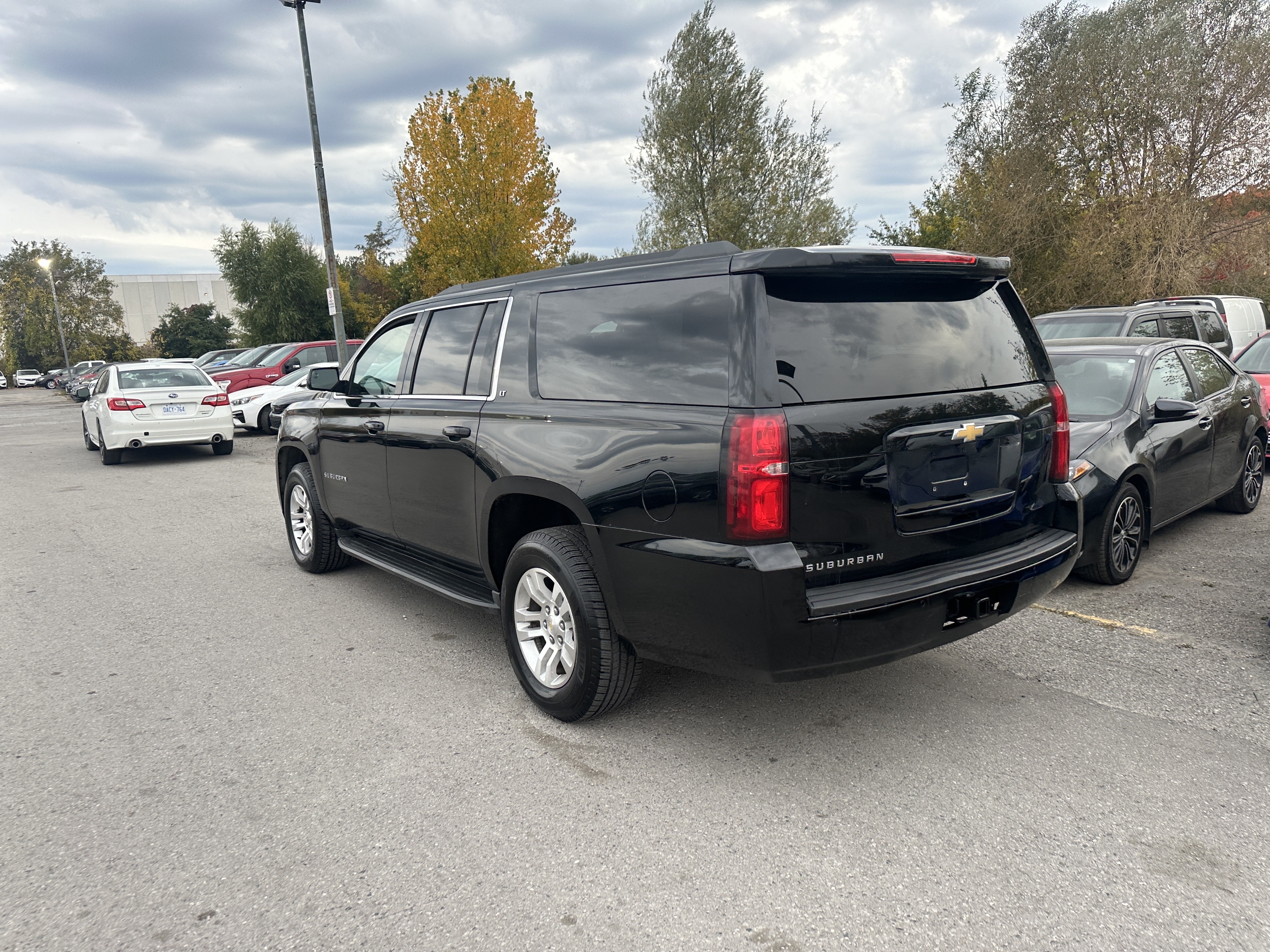/hakimautosale/2016-Chevrolet-Suburban-2676303369267863.jpg
