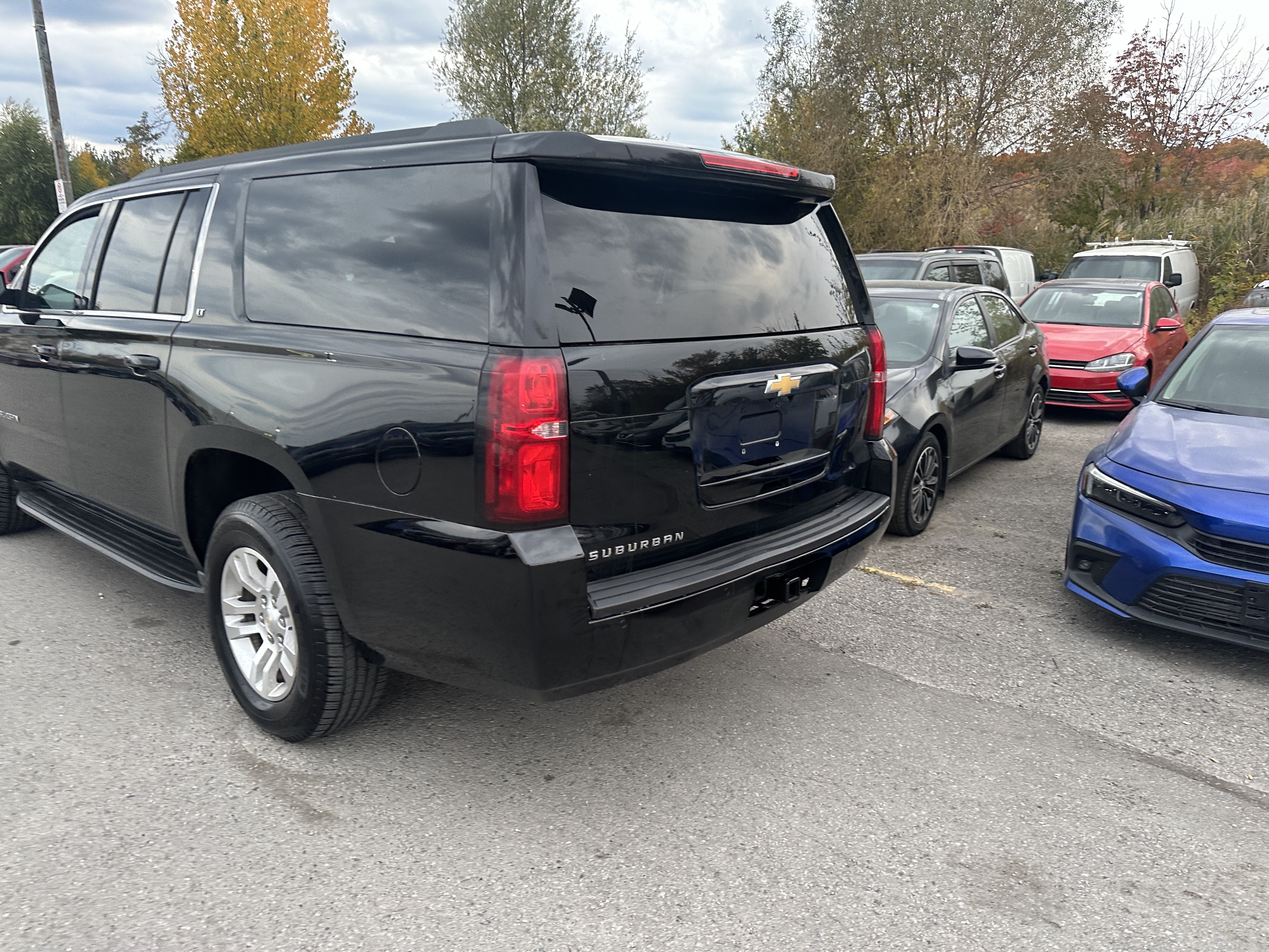 /hakimautosale/2016-Chevrolet-Suburban-3837505706678952.jpg