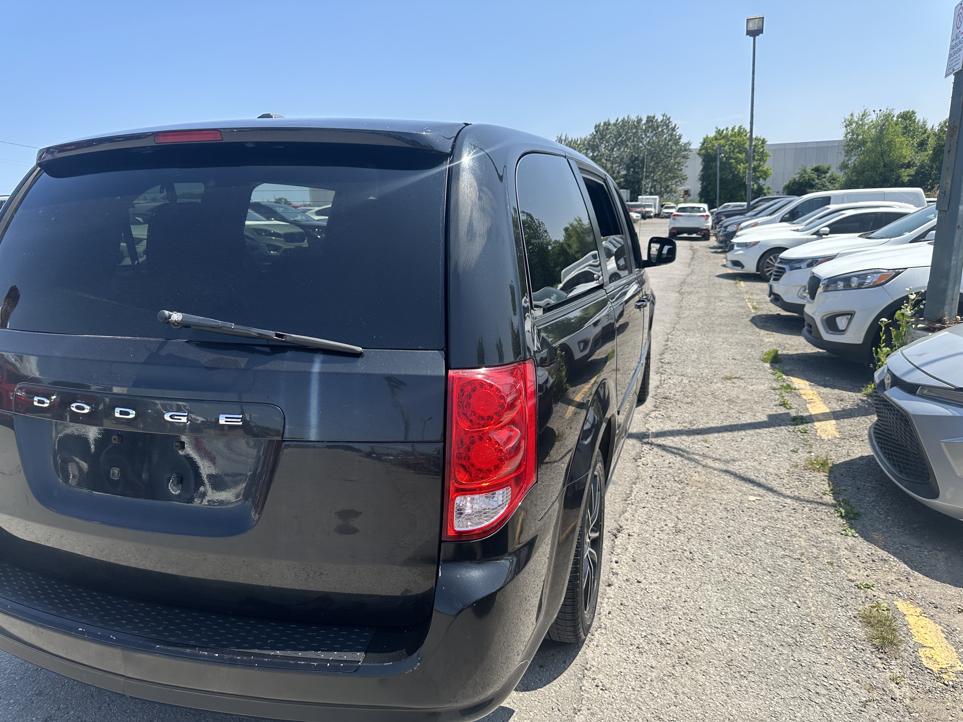 /hakimautosale/2016-Dodge-GrandCaravan-3348538072374483.jpg
