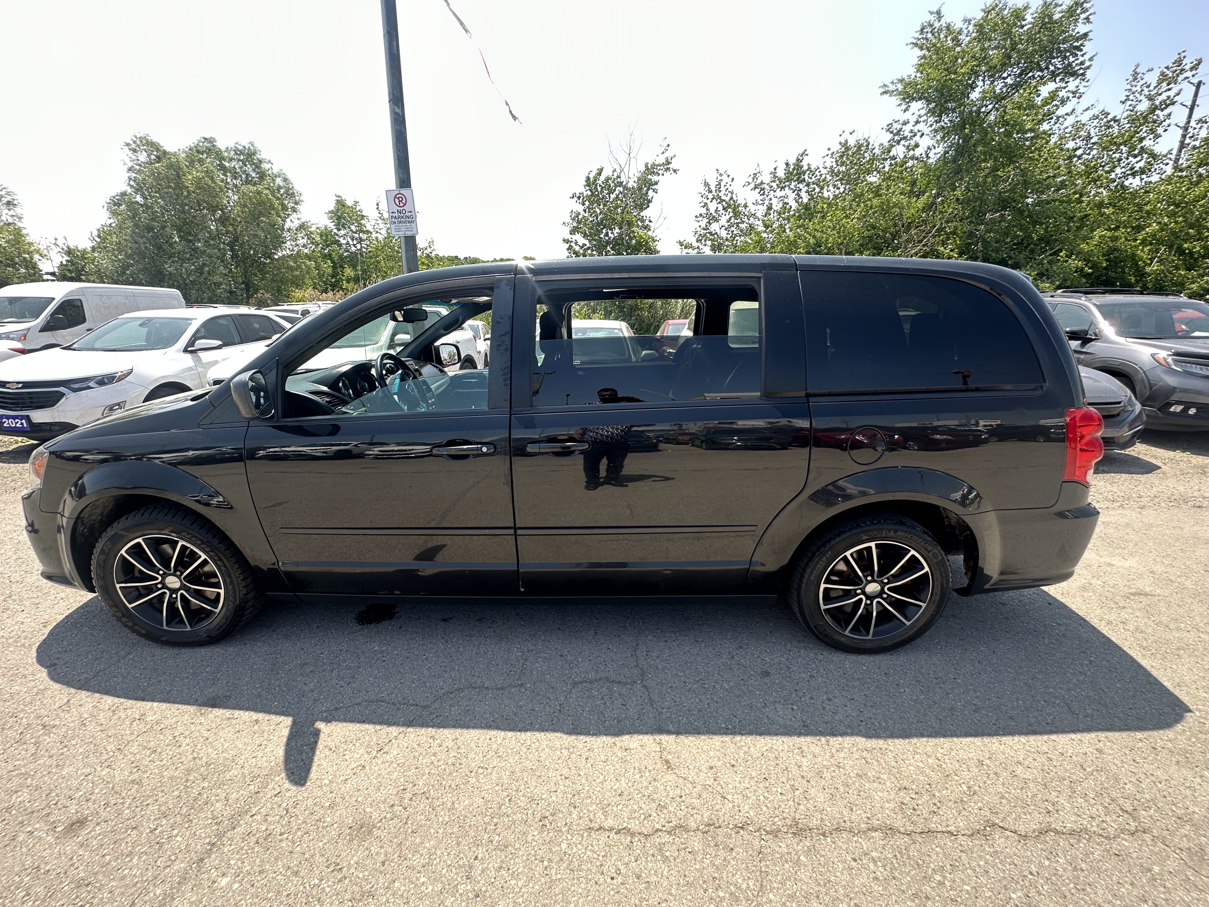 /hakimautosale/2016-Dodge-GrandCaravan-8888988592537894.jpg