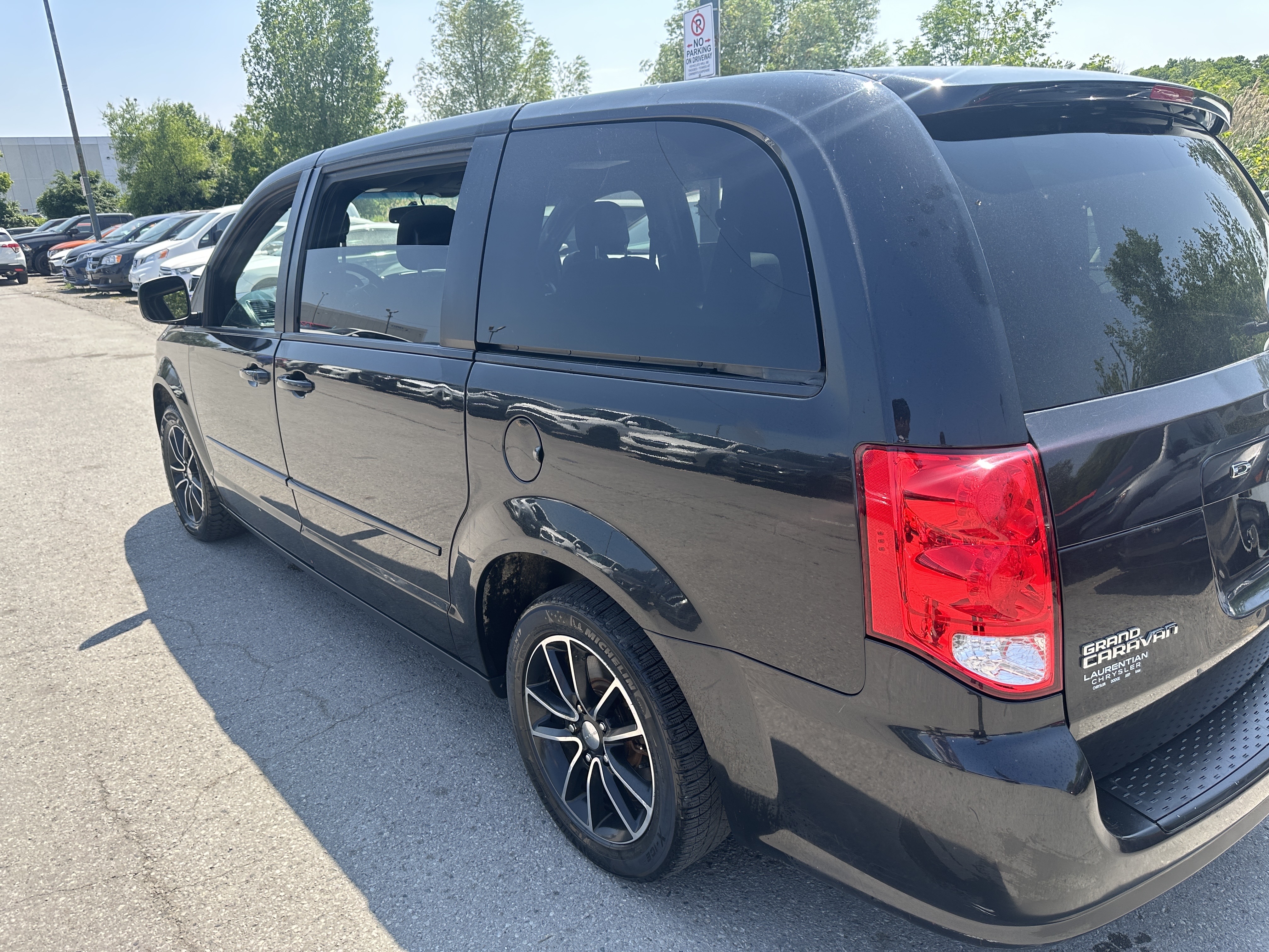 /hakimautosale/2016-Dodge-GrandCaravan-9698974839434114.jpg