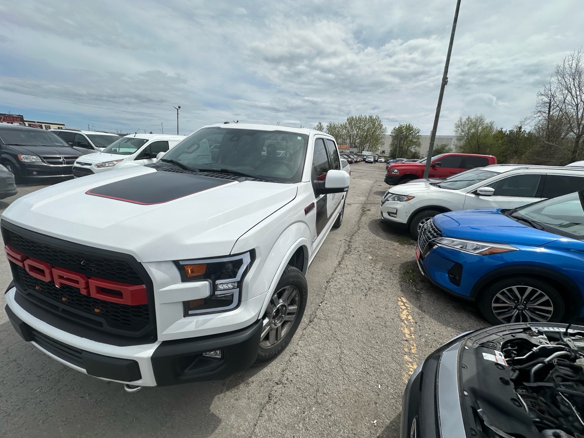 /hakimautosale/2016-Ford-F-150-28728949757344613.jpg