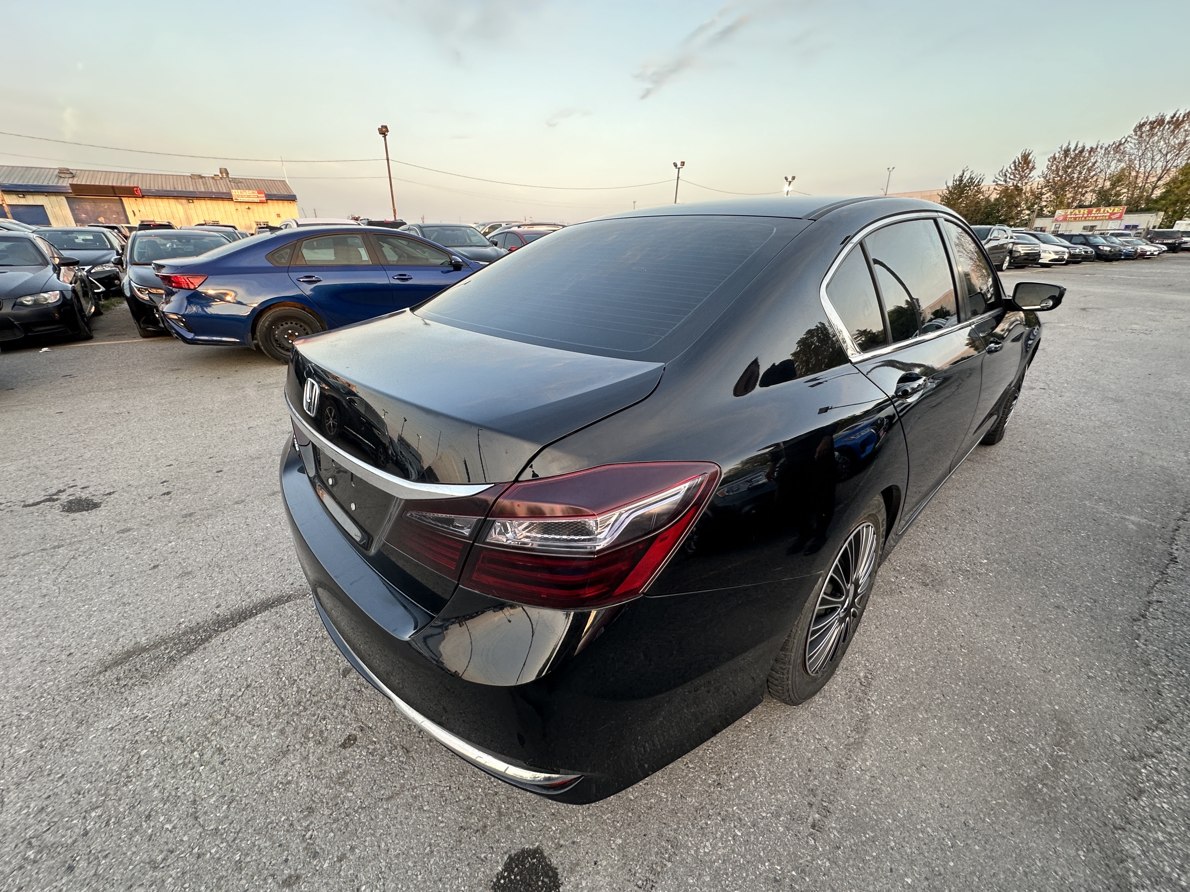 /hakimautosale/2016-Honda-AccordSedan-26385522842654185.jpg