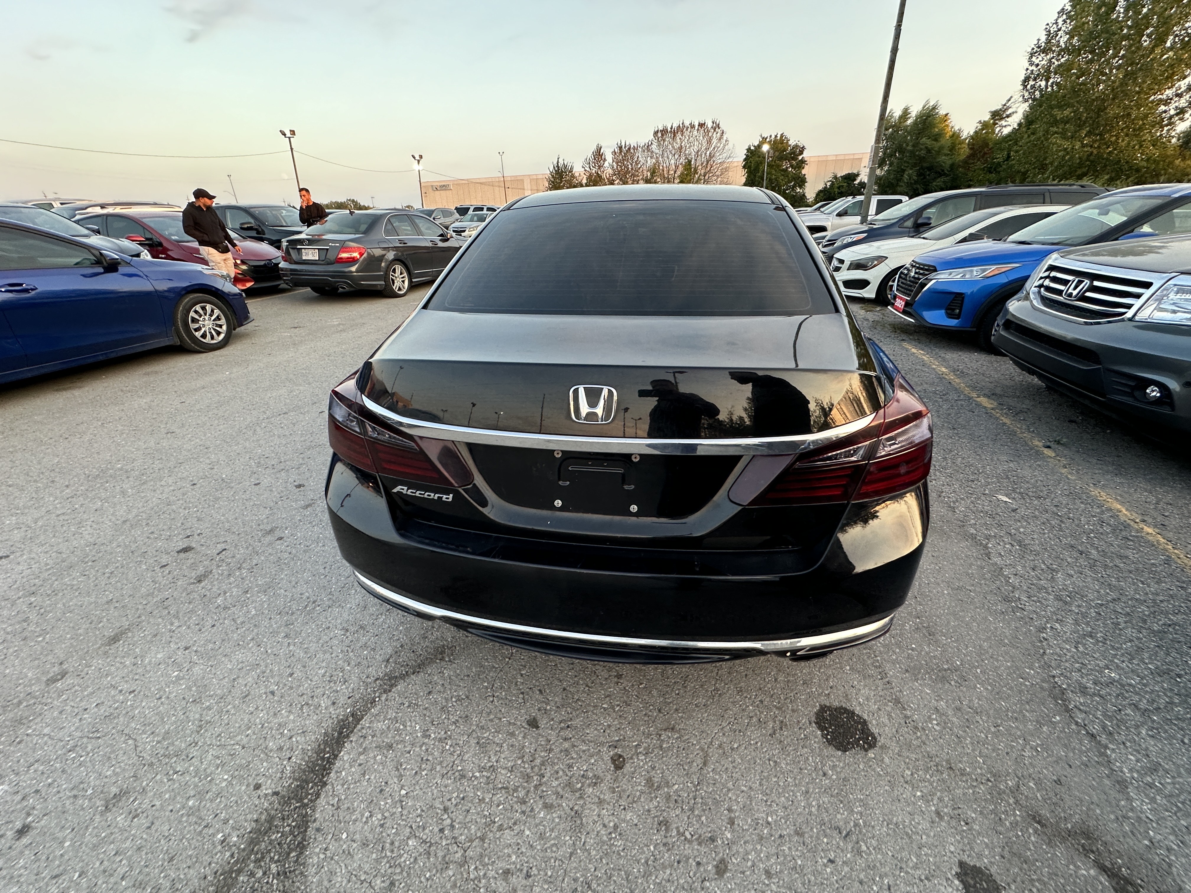 /hakimautosale/2016-Honda-AccordSedan-45173134568452067.jpg